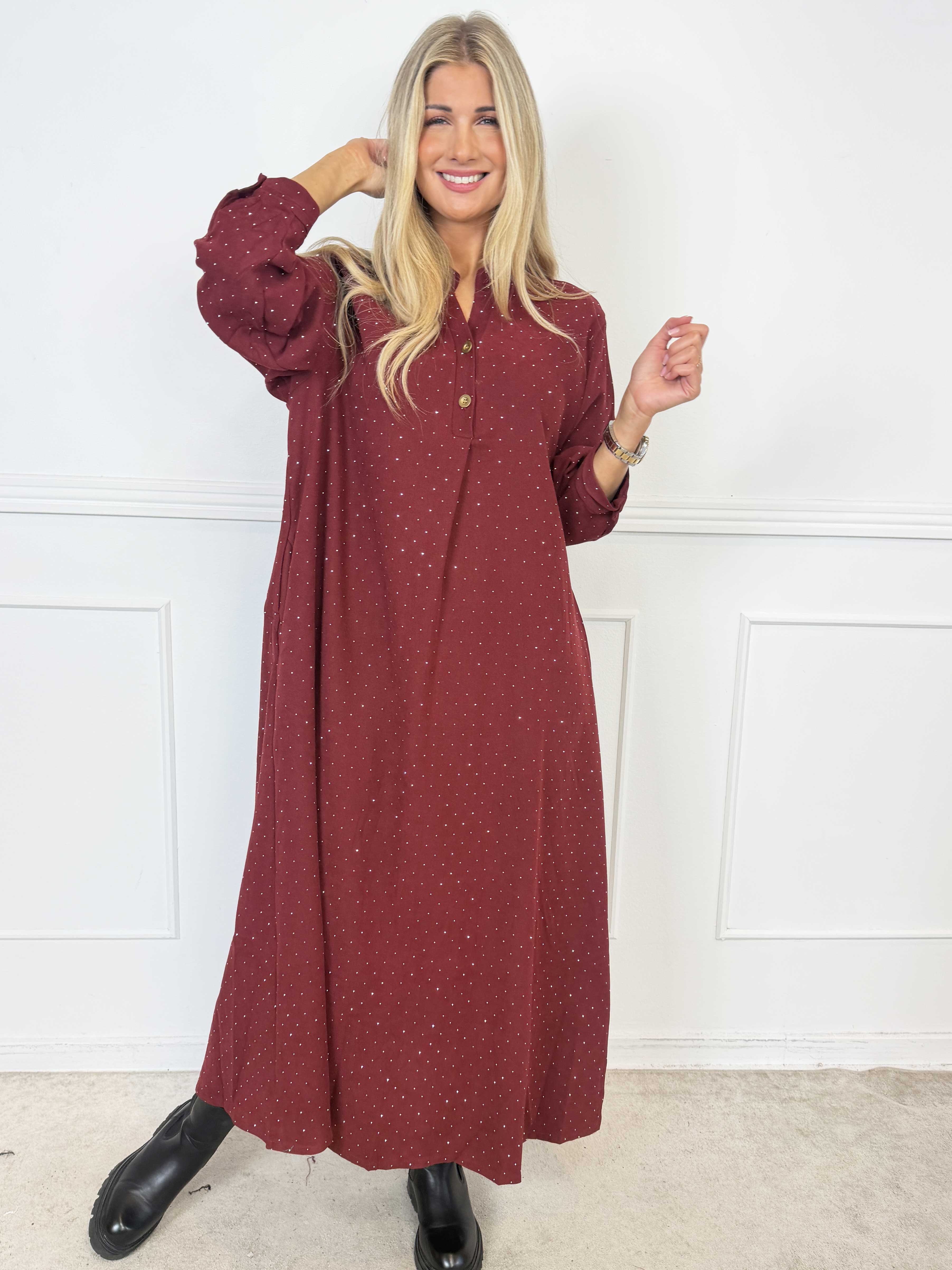 Margaux - Lång och elegant klänning i mjuk babysammet med fina, glittrande strass
