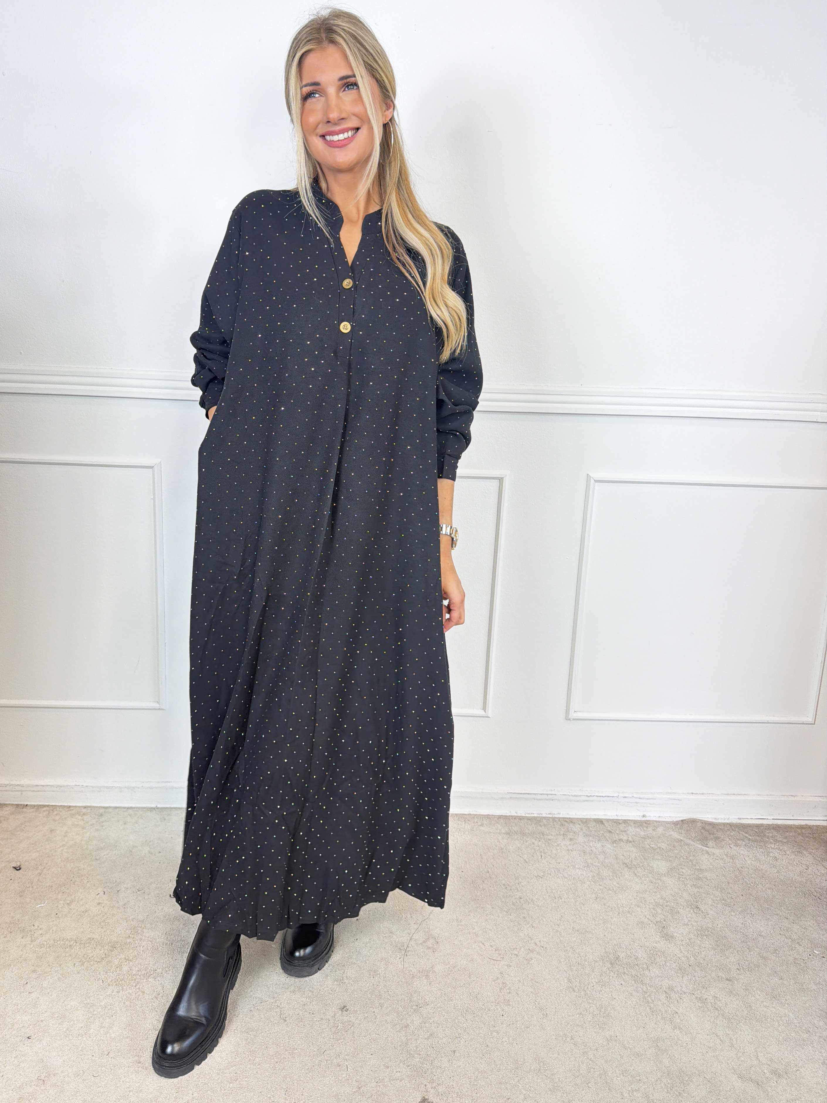 Margaux - Lång och elegant klänning i mjuk babysammet med fina, glittrande strass