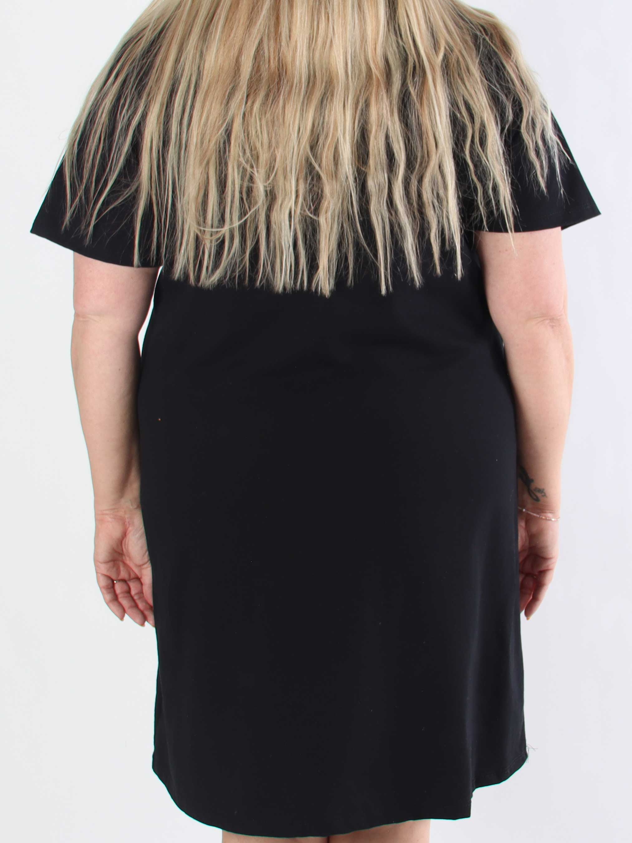 Matilda - T-shirt klänning i bomull med Ibiza skrivet