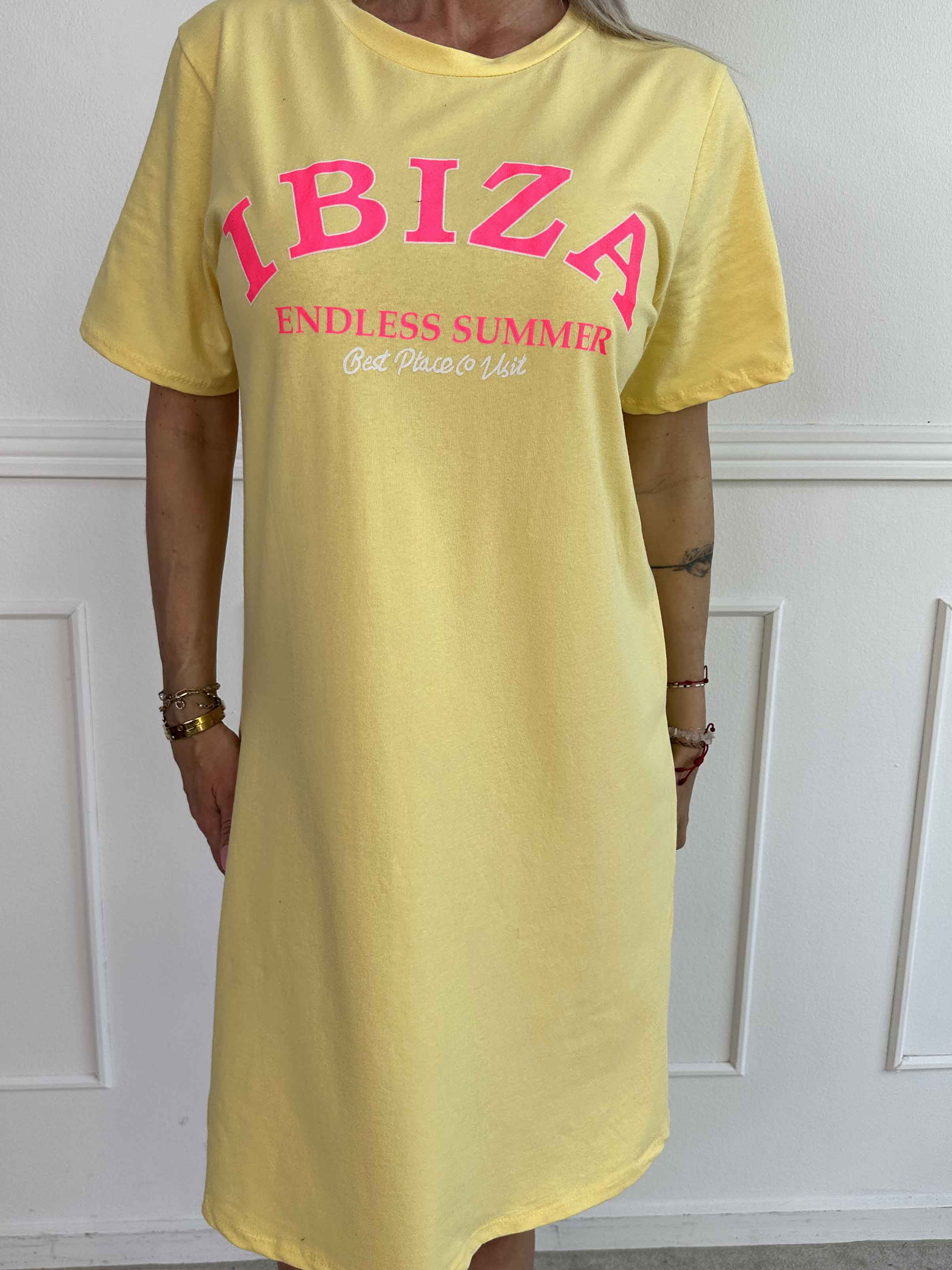 Matilda - T-shirt klänning i bomull med Ibiza skrivet