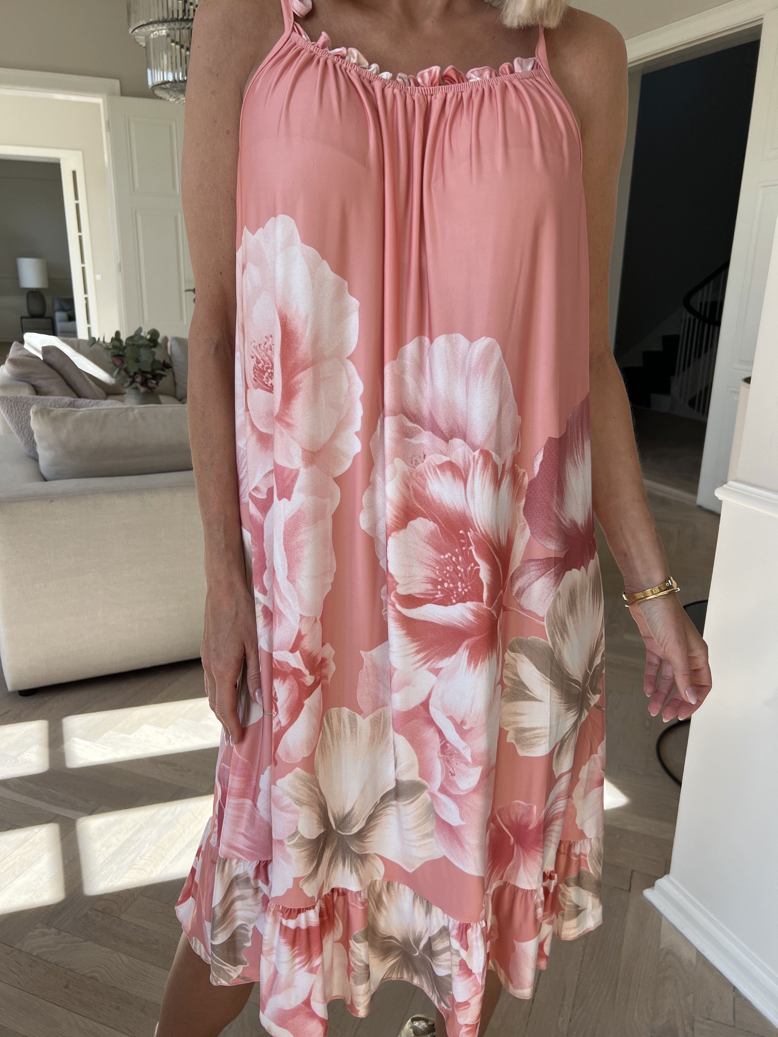 Maya Short - Sommarklänning med elastisk axelband med blommönster