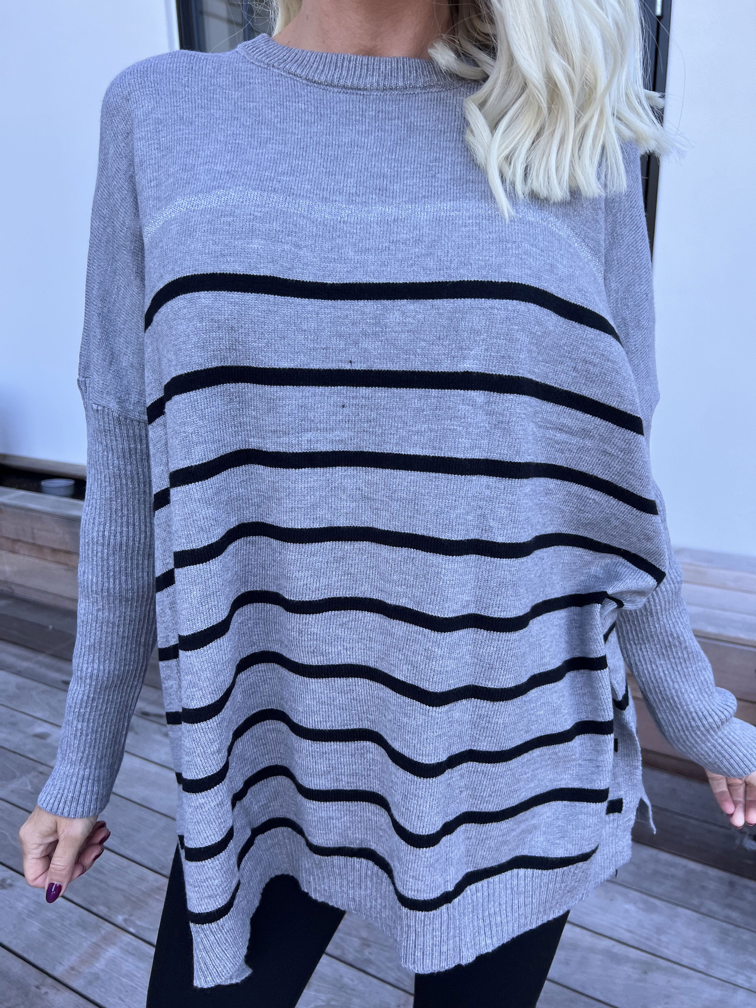 Mei - Randig elastisk plus size tröja i viskos