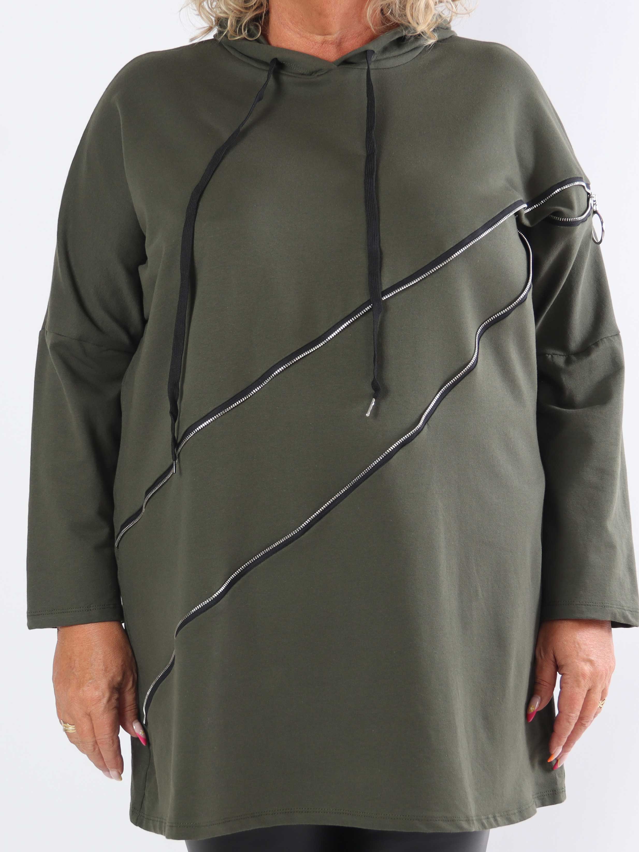 Merah - Luvtröja i plus size med dragkedja