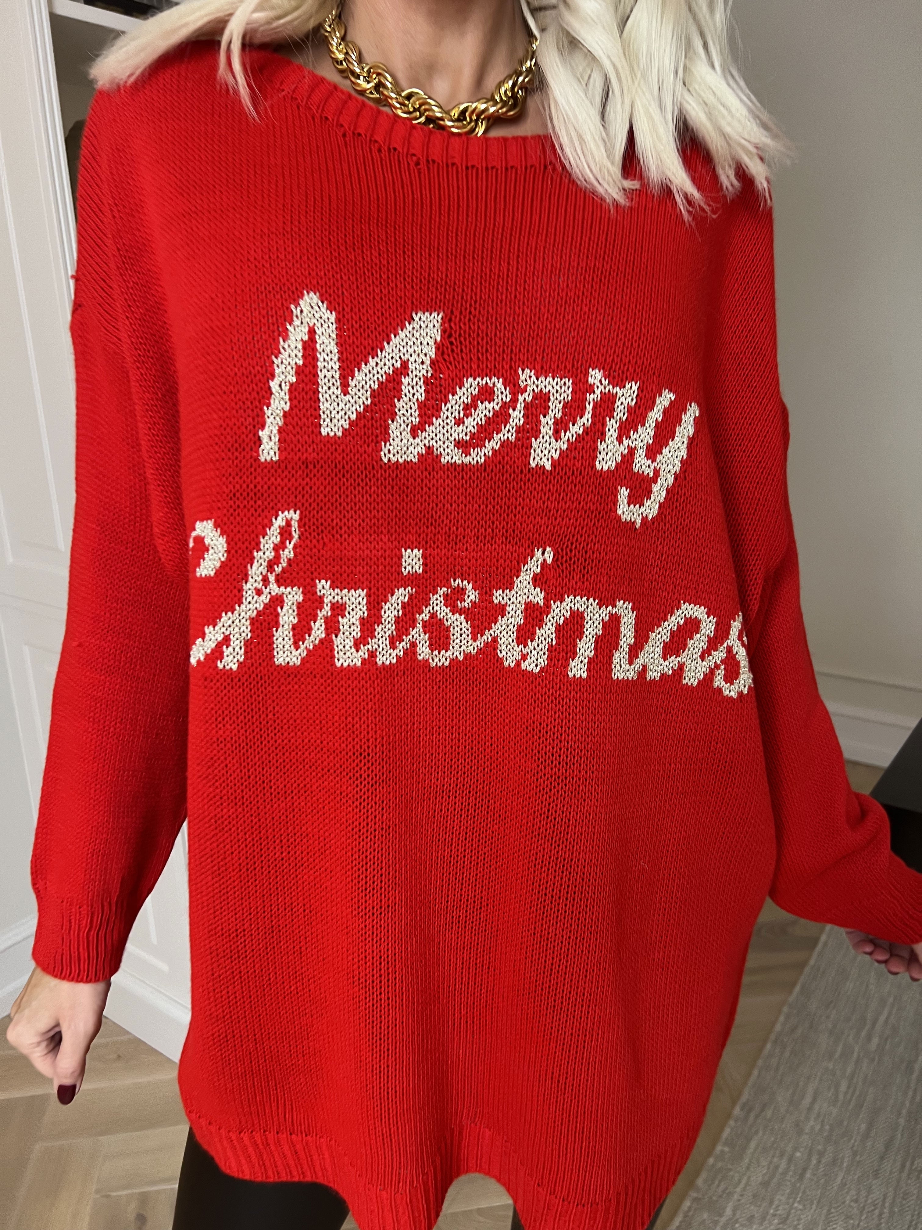 Merry - Julstickade plagg med guldbokstäver