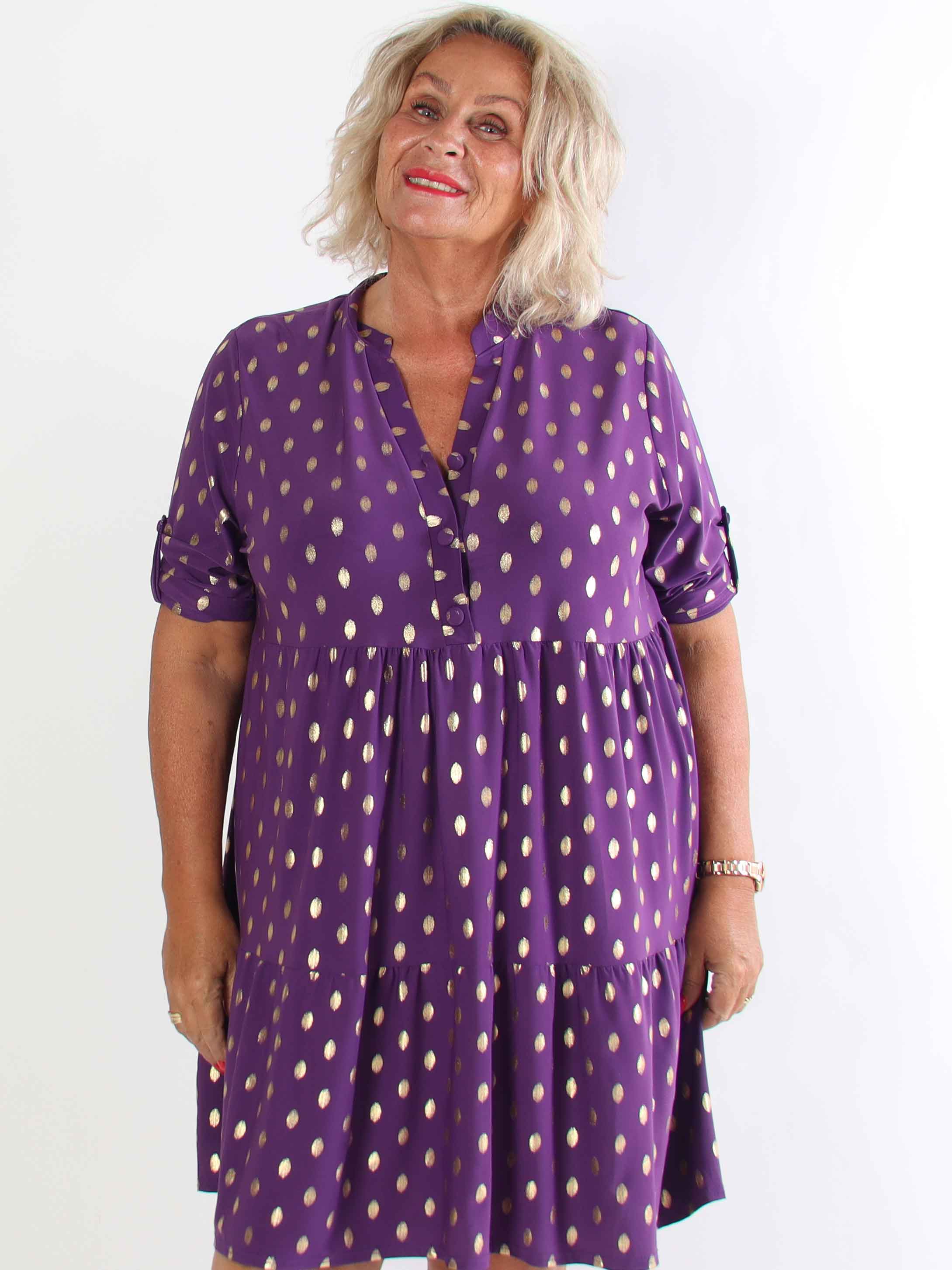 Milano Gold Midi - Plus size klänning med guldiga prickar och lager på lager look