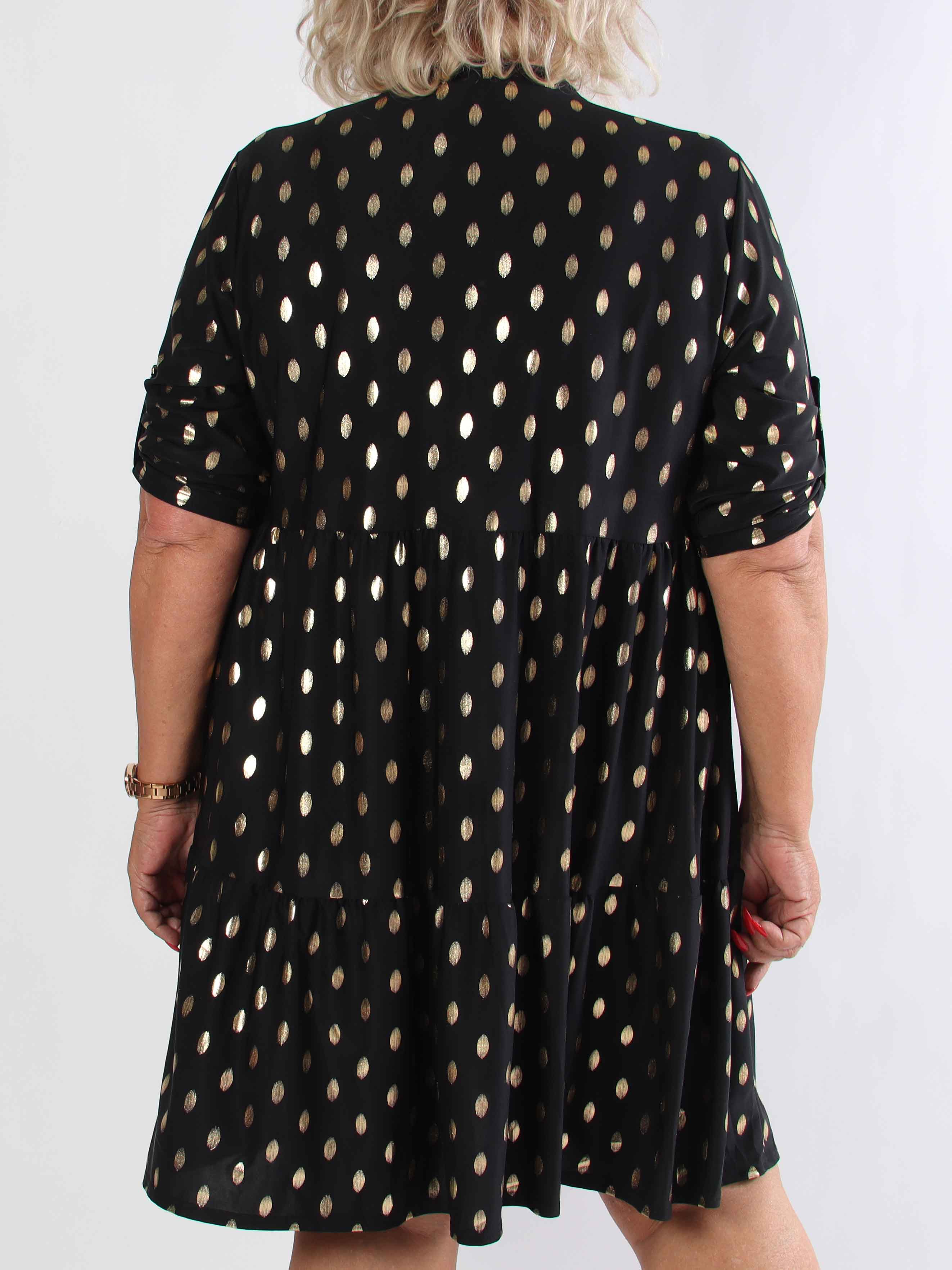 Milano Gold Midi - Plus size klänning med guldiga prickar och lager på lager look