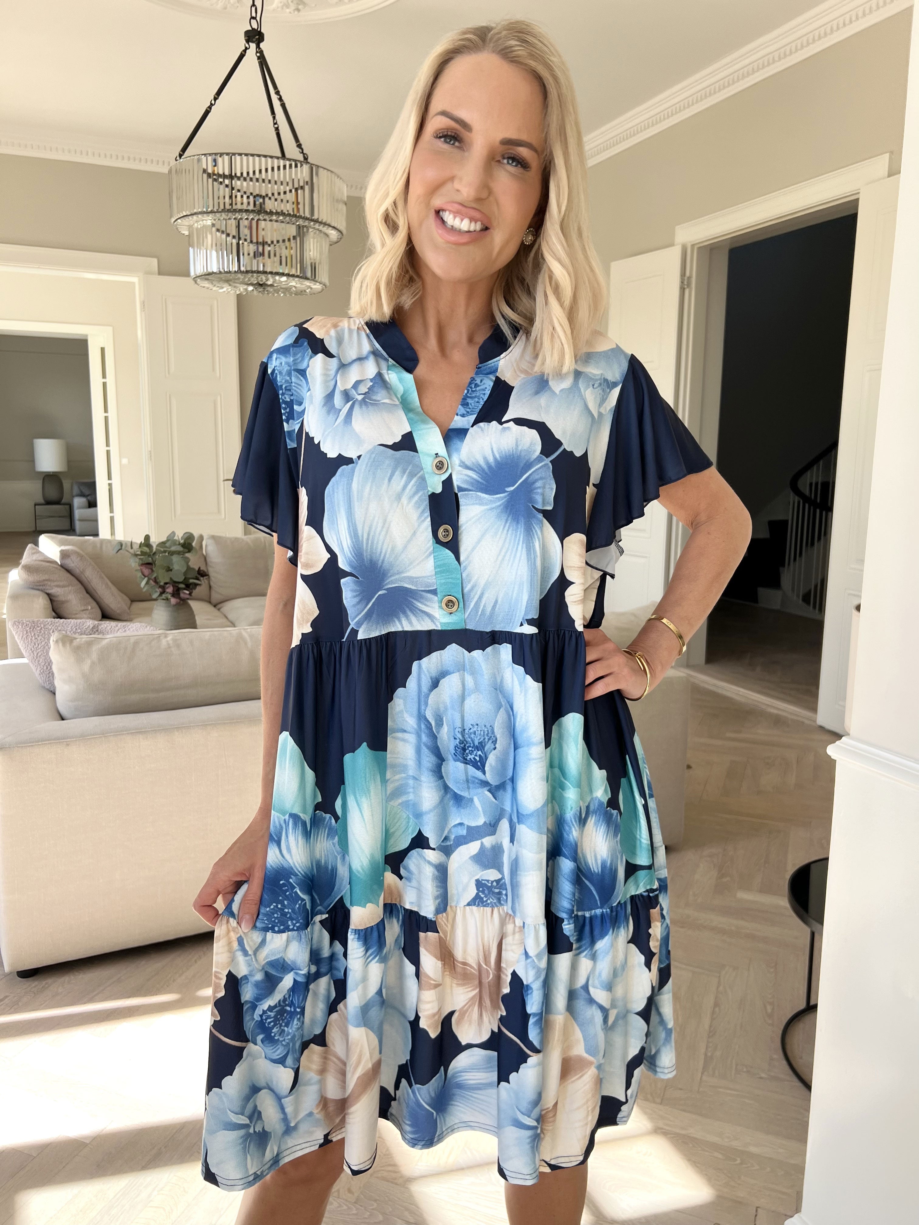 Milano Peony Midi S/S - Blommig klänning med lagerlook