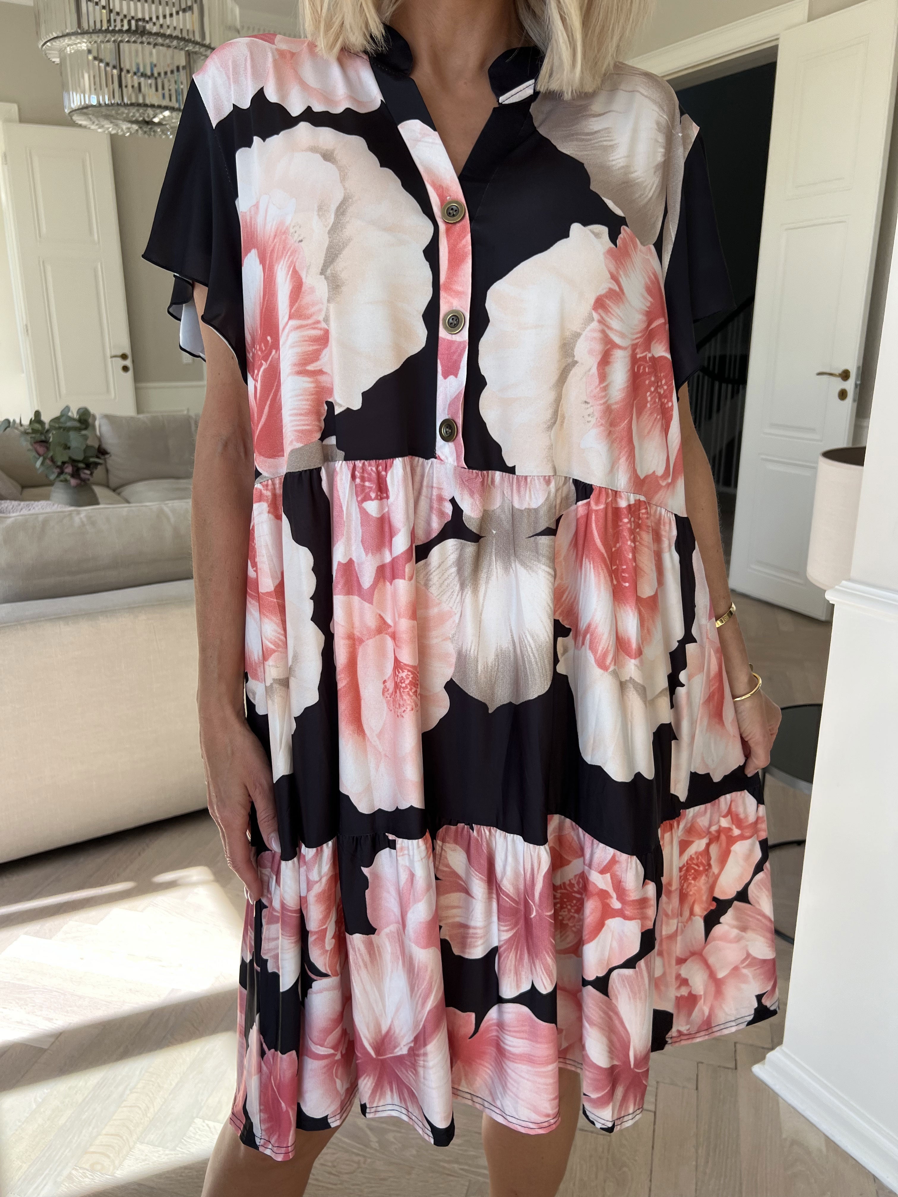 Milano Peony Midi S/S - Blommig klänning med lagerlook