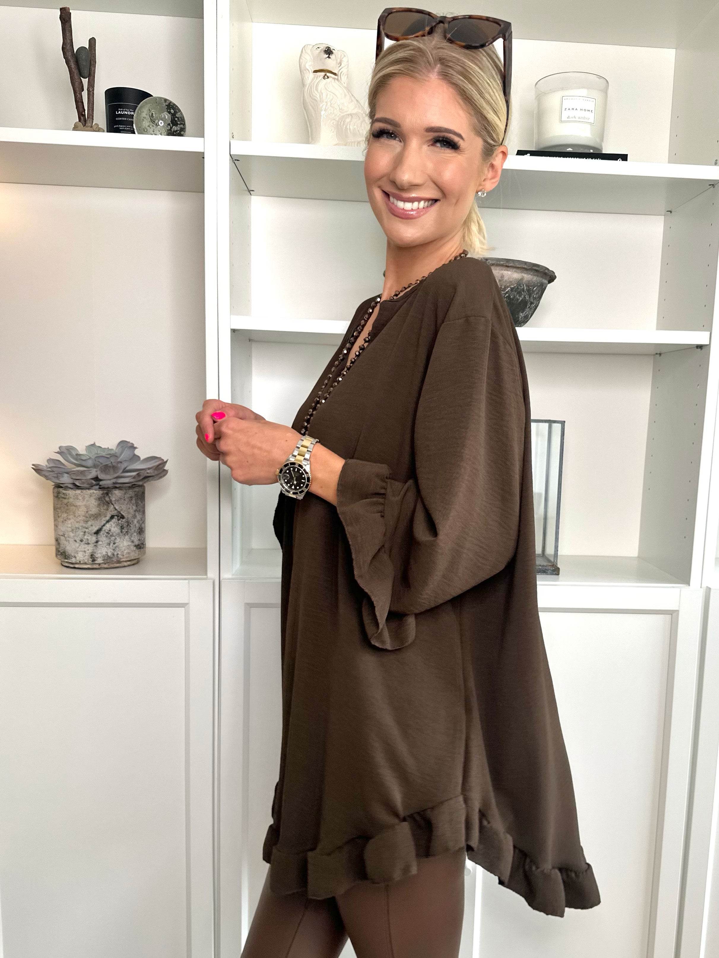 Mio Long - Söt tunika med volangkanter