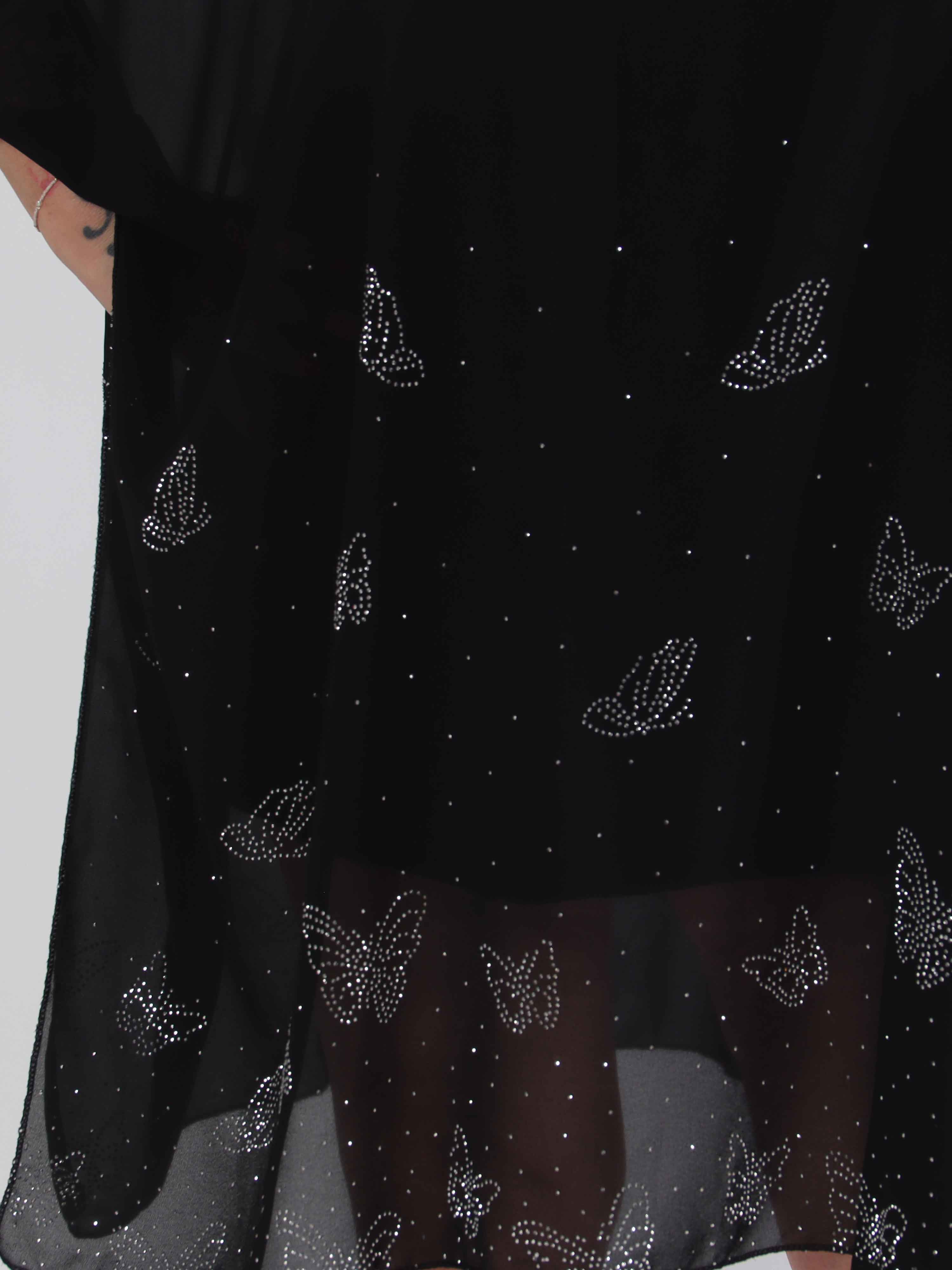 Mirabella Crystal - Tunikaklänning i plus size med chiffonglager och skenbart släp