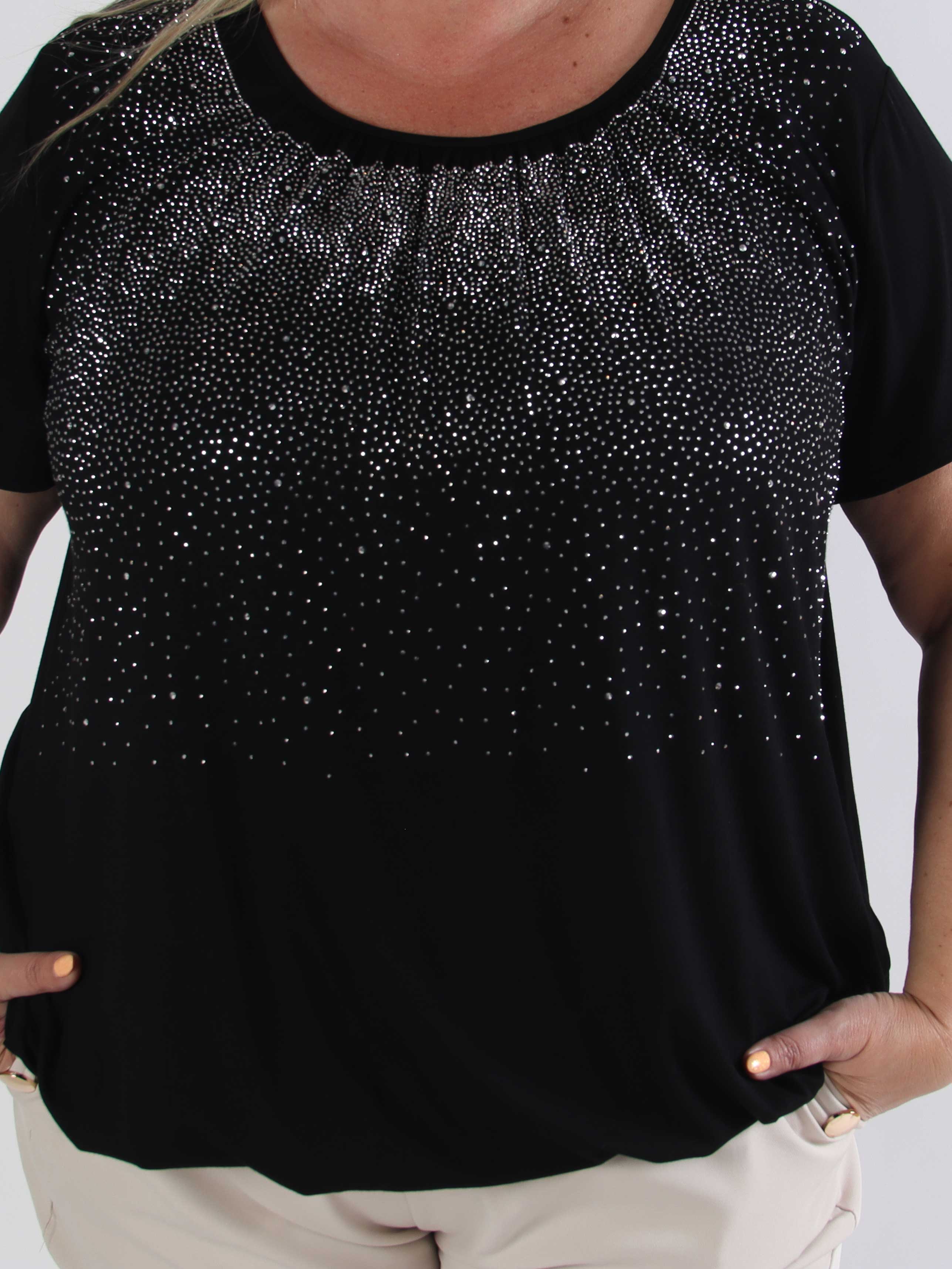 Miracle Crystal T-shirt - Mjuk plus size blus i viskos med strass