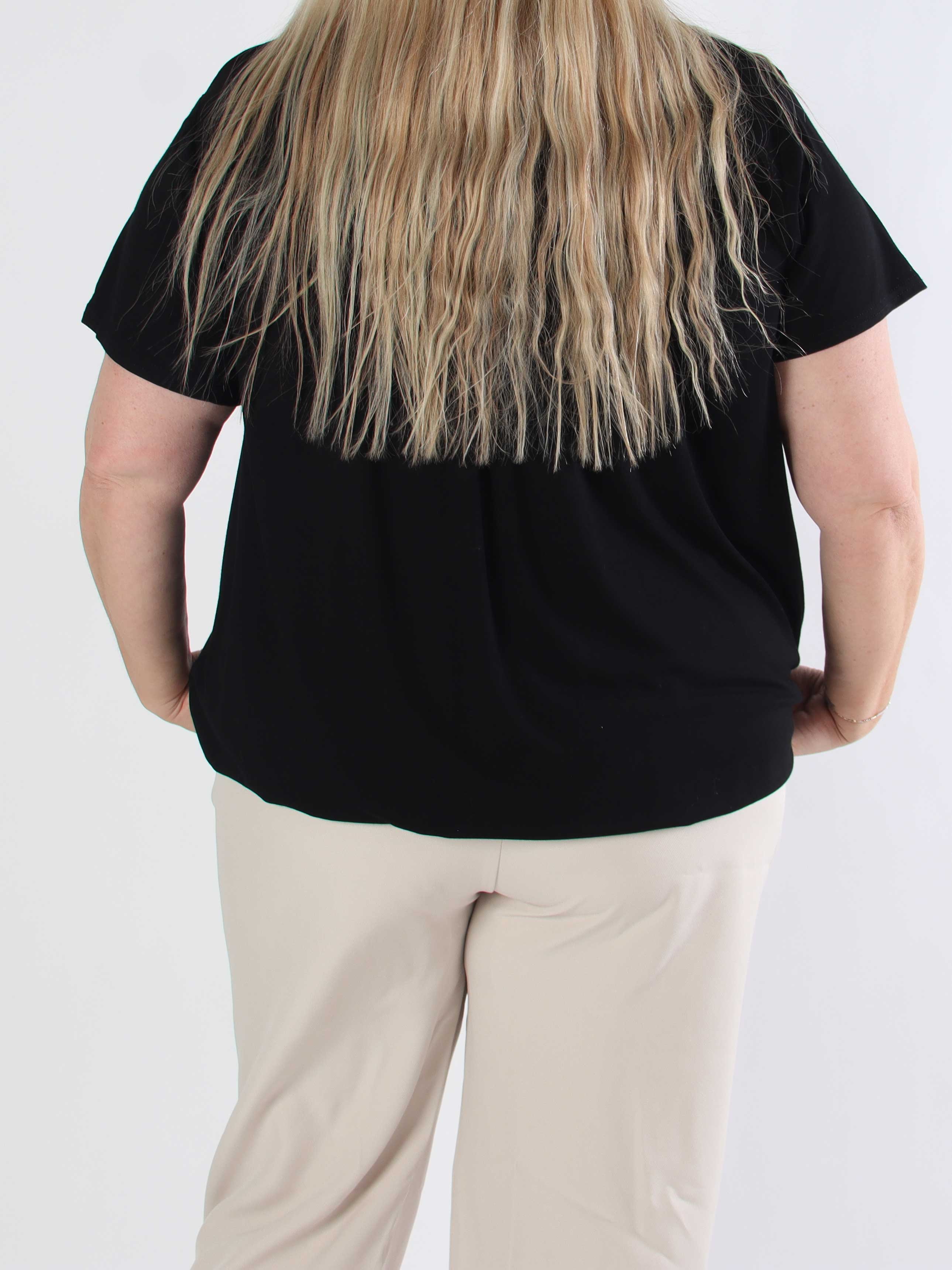 Miracle Crystal T-shirt - Mjuk plus size blus i viskos med strass