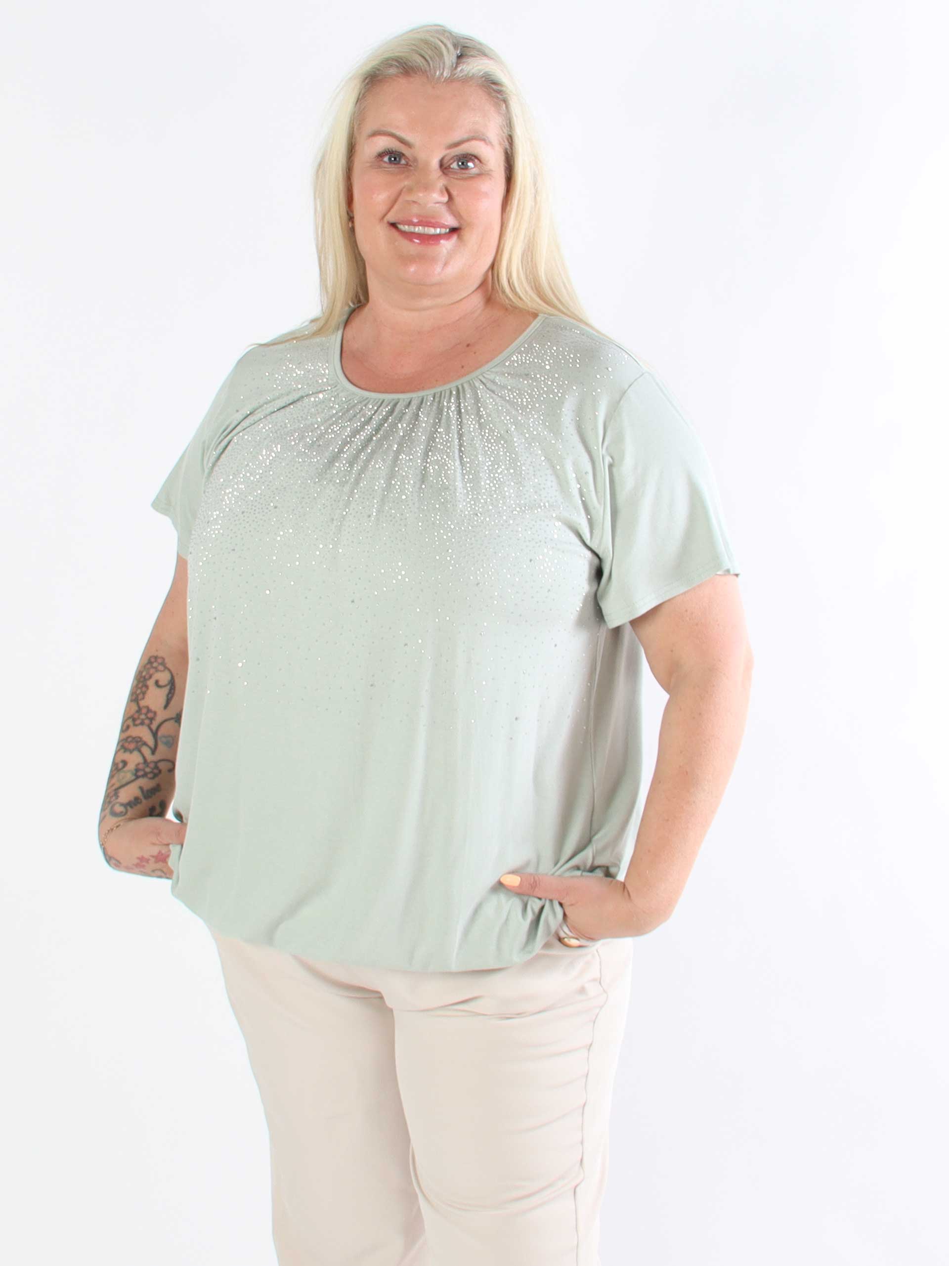 Miracle Crystal T-shirt - Mjuk plus size blus i viskos med strass