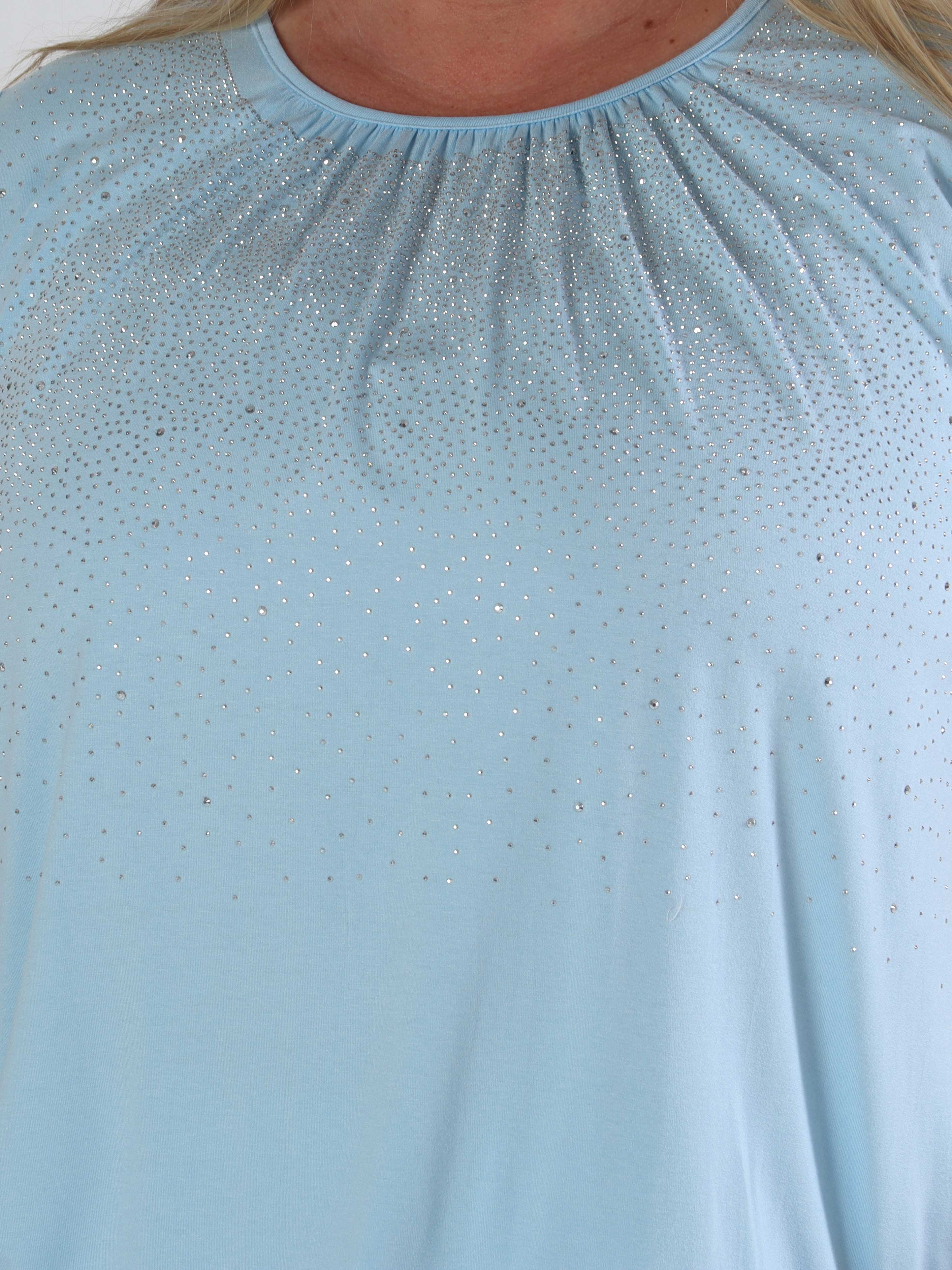 Miracle Crystal T-shirt - Mjuk plus size blus i viskos med strass