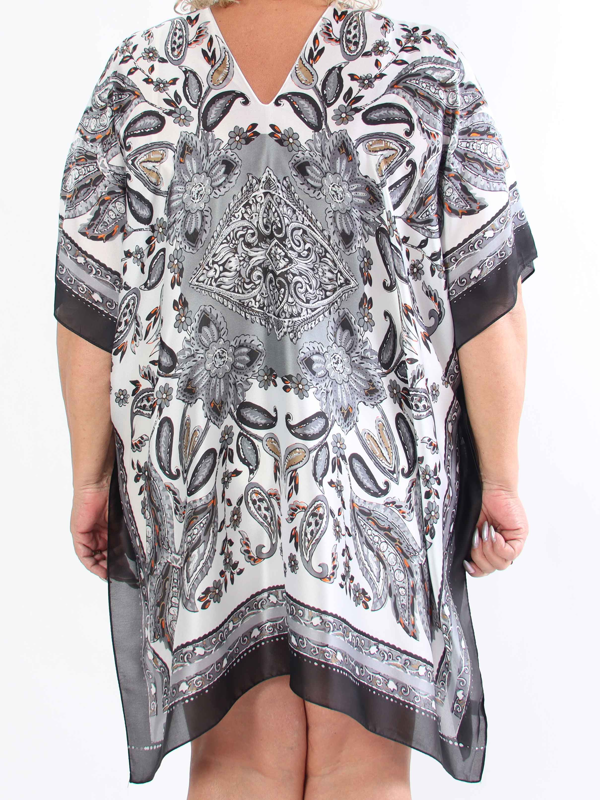 Miranda - Löst mönstrad plus size-tunika i mjuk viskos och siden