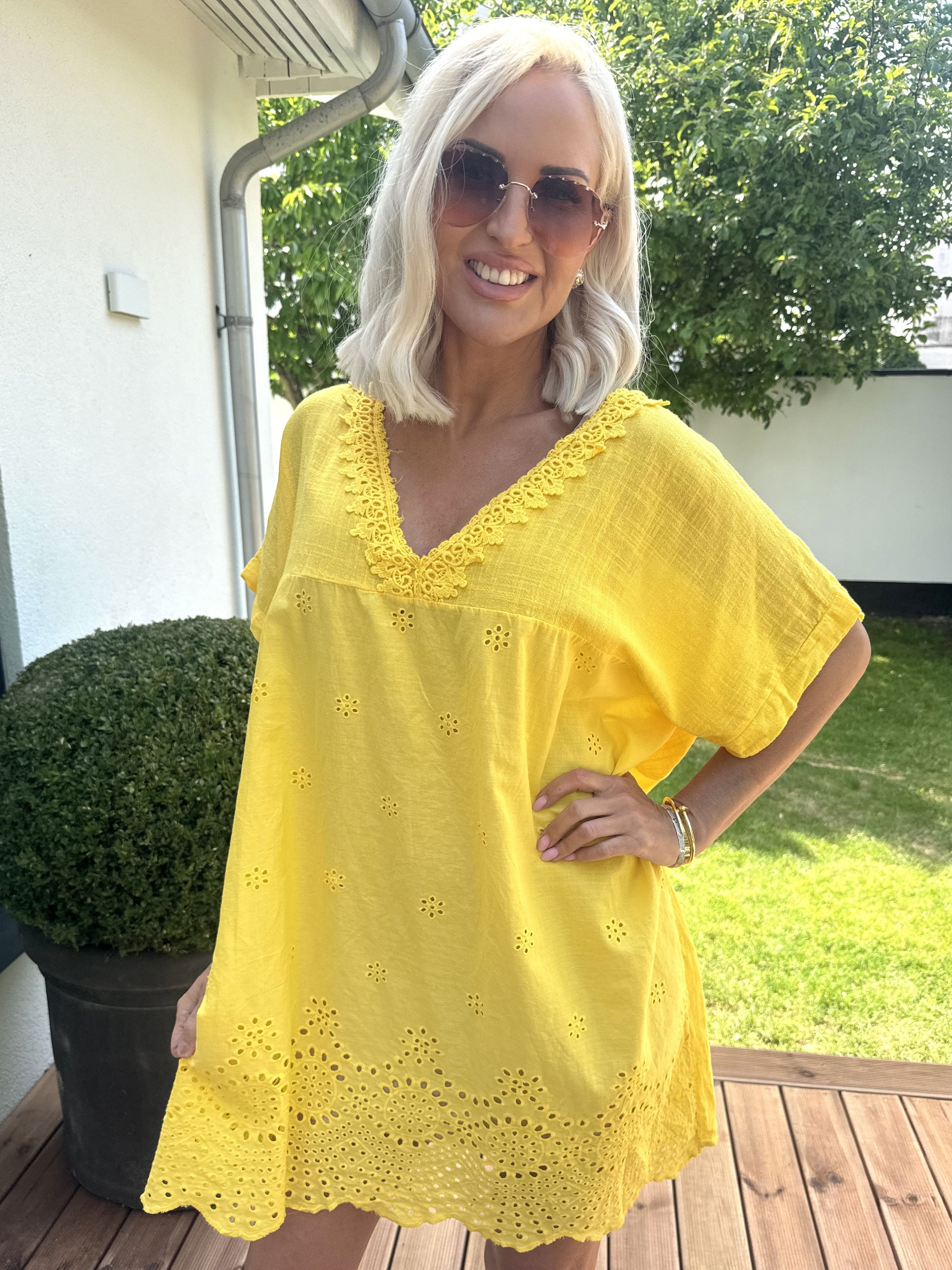 Mirina - Söt tunika i bomull med broderie anglaise