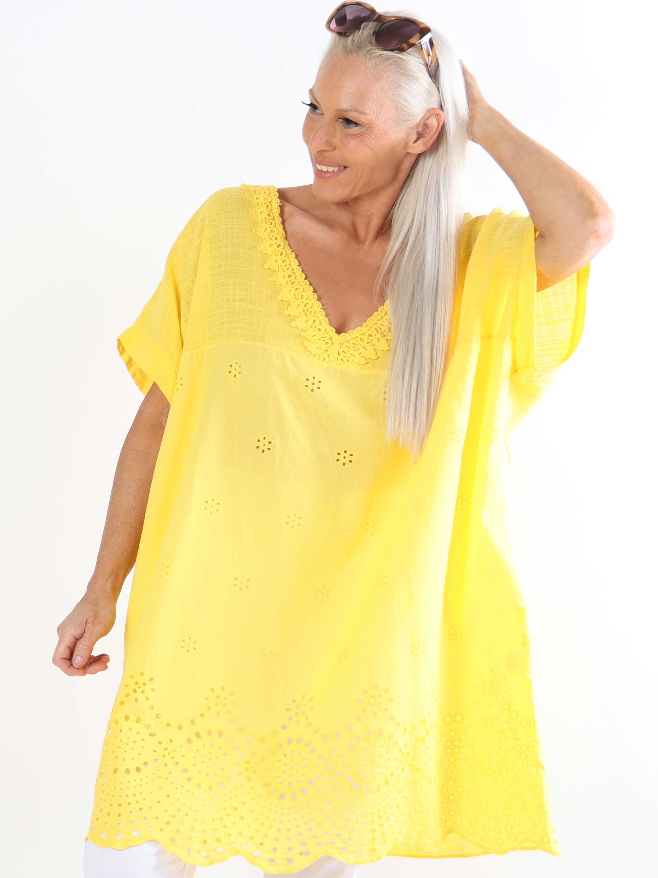 Mirina - Plus size tunika i bomull med broderie anglaise