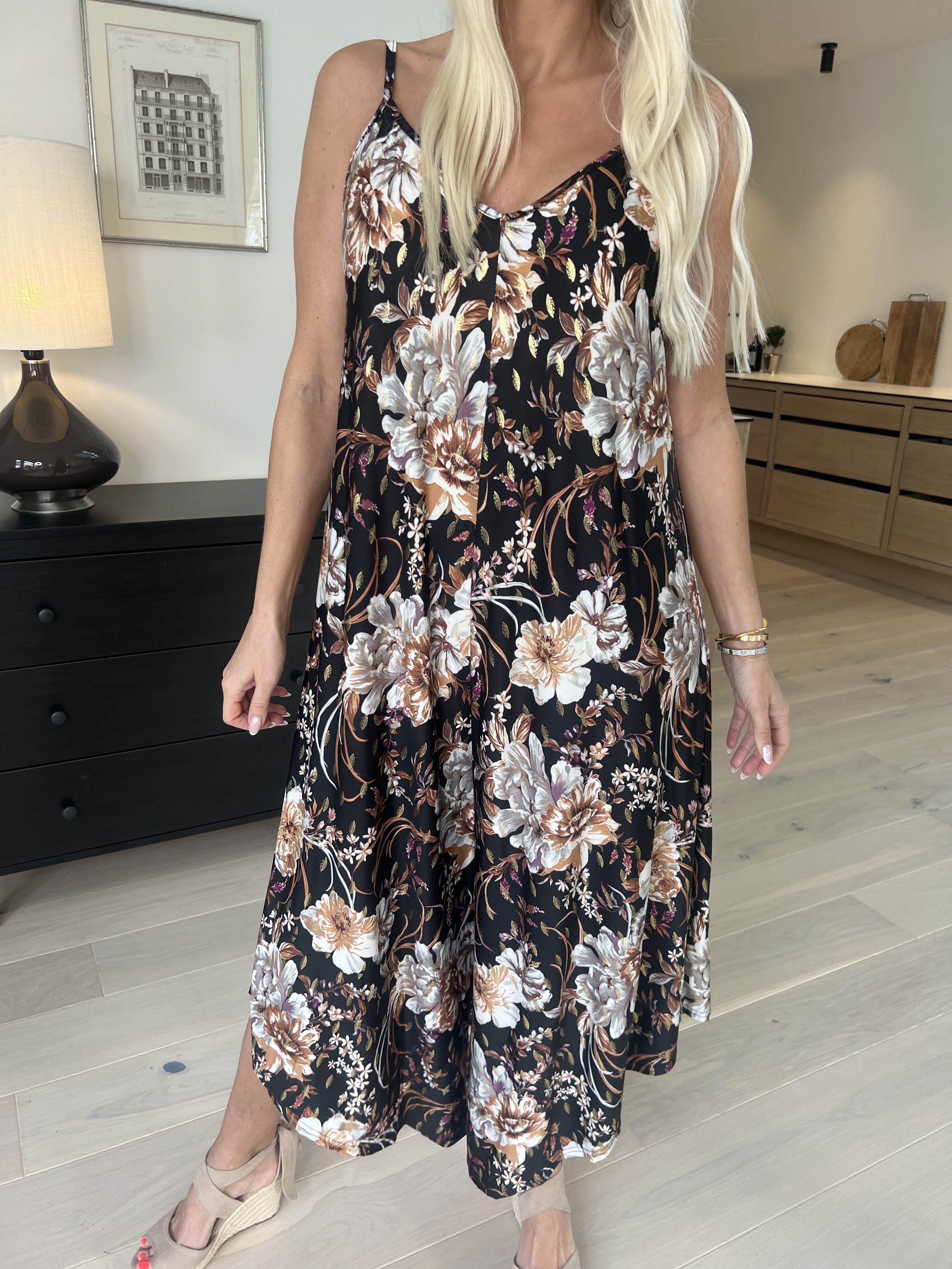 Monique Jumpsuit - Jumpsuit i elastiskt tyg med tunna axelband