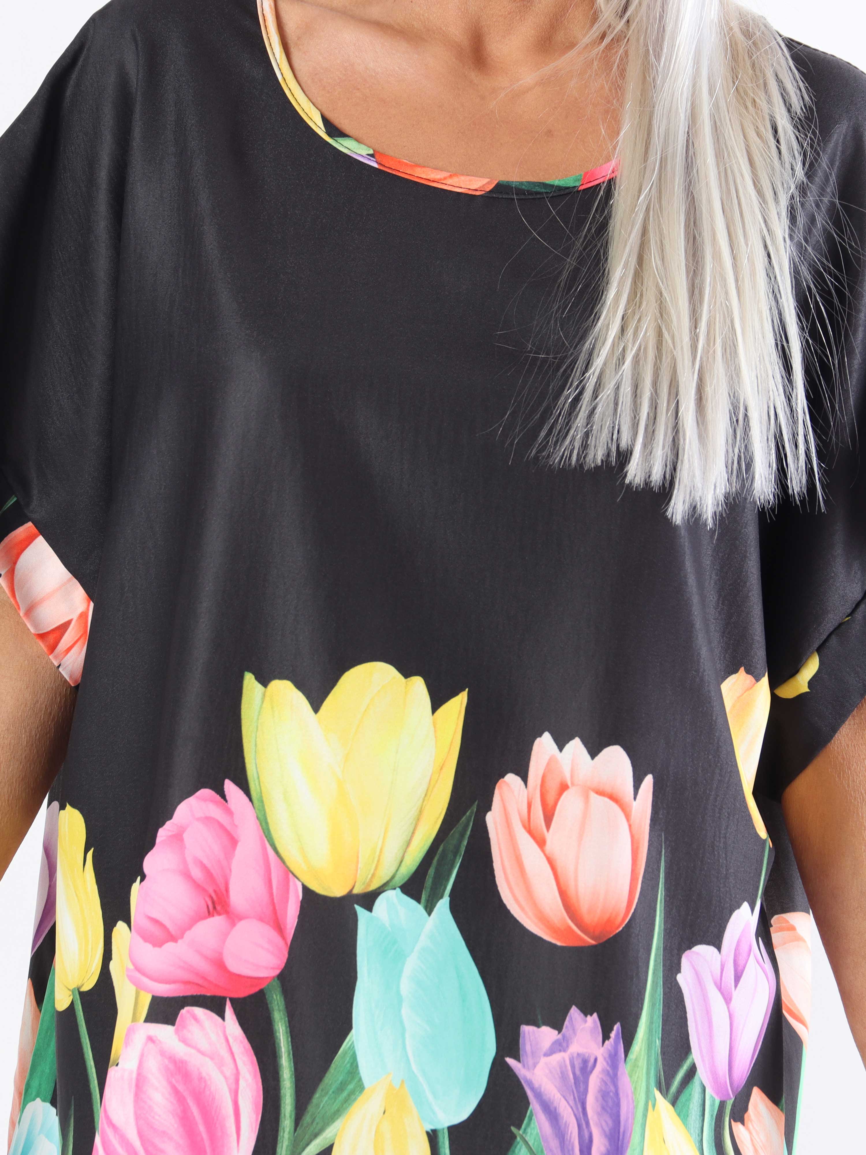 Montana - Plus size-blus med korta ärmar och tulpanmotiv