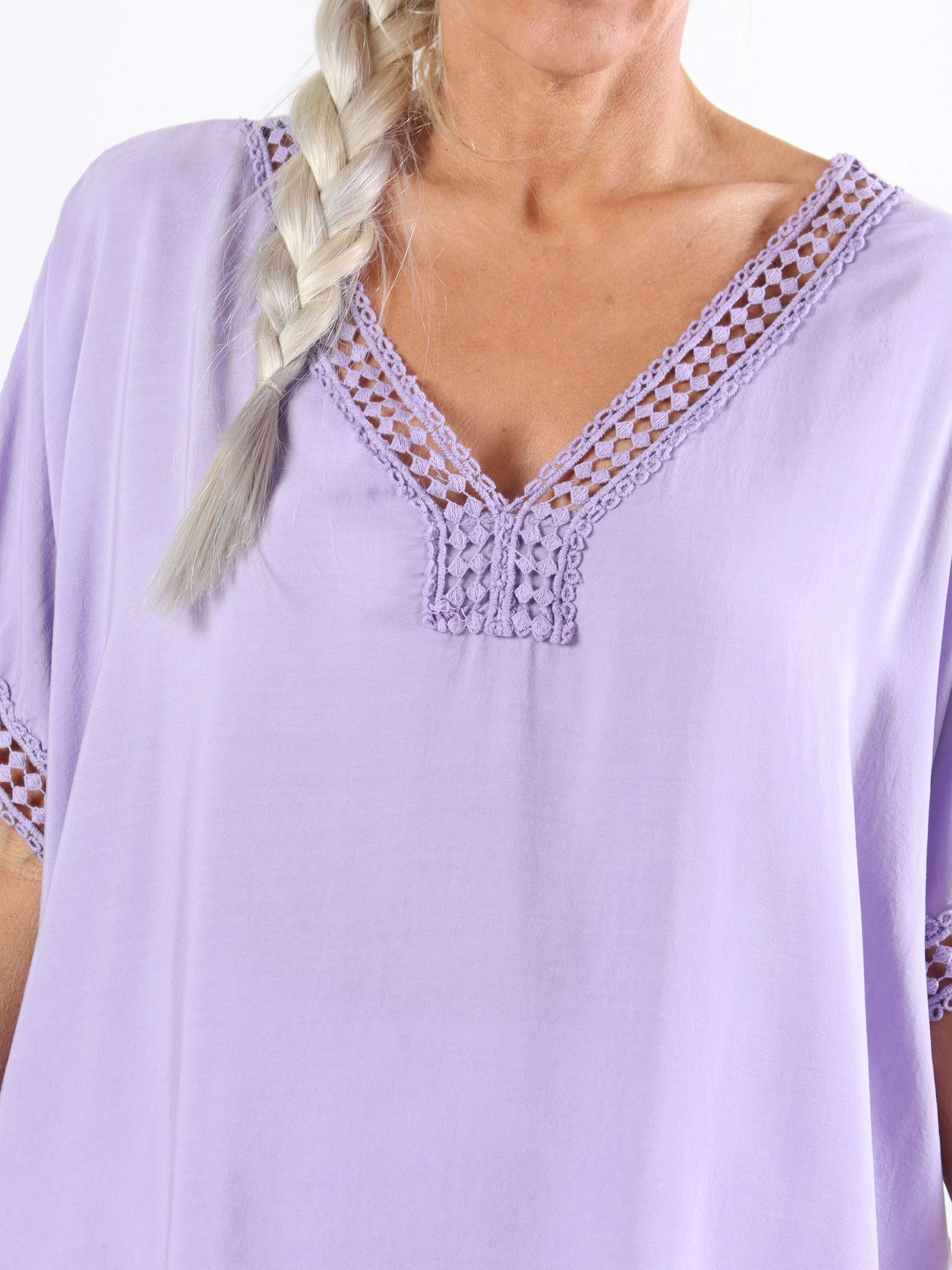 Muna - Plus size-tunika i ljus viskos med broderi