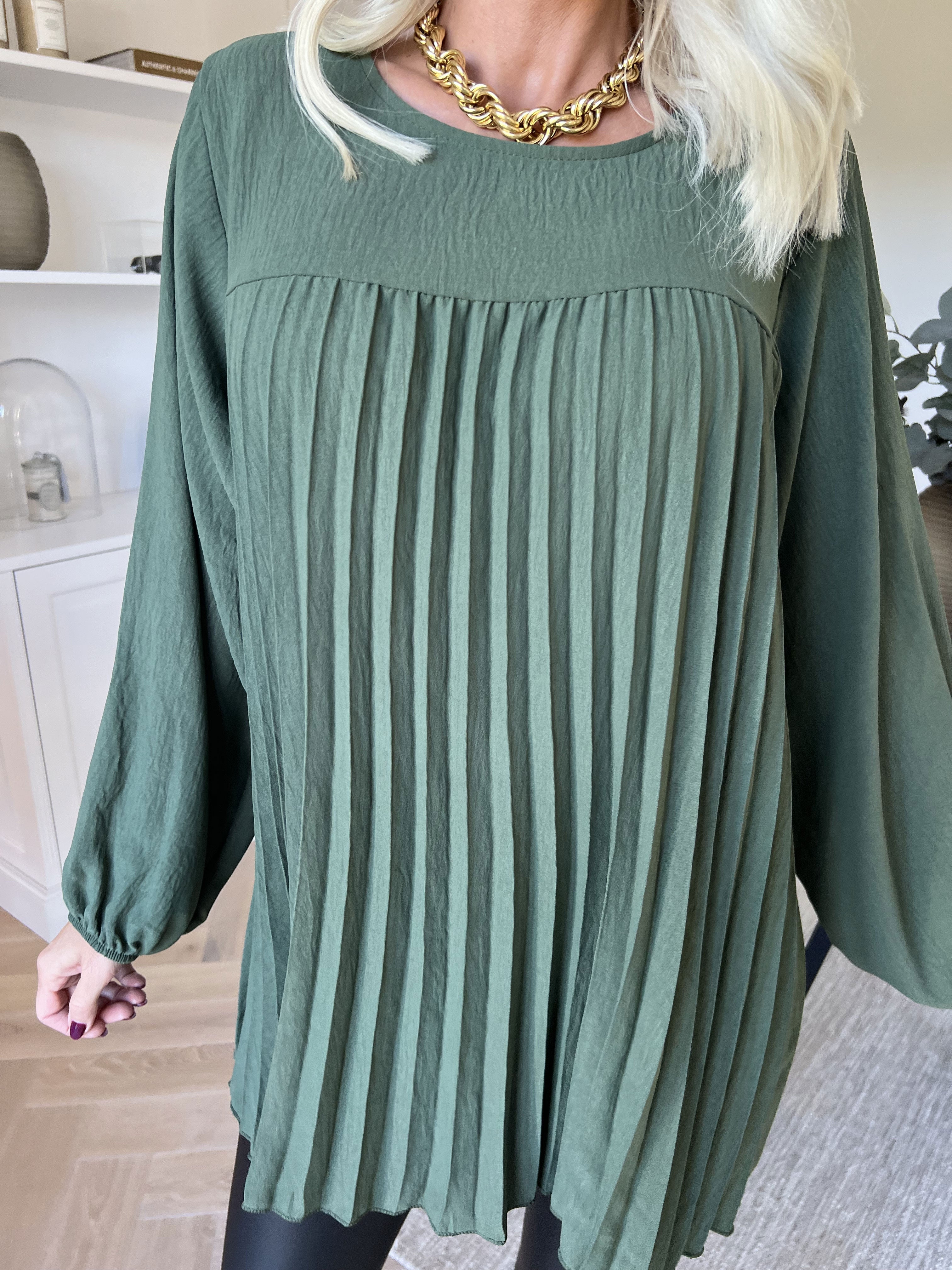 Nancy Shirt L/S - Söt blus med plissering