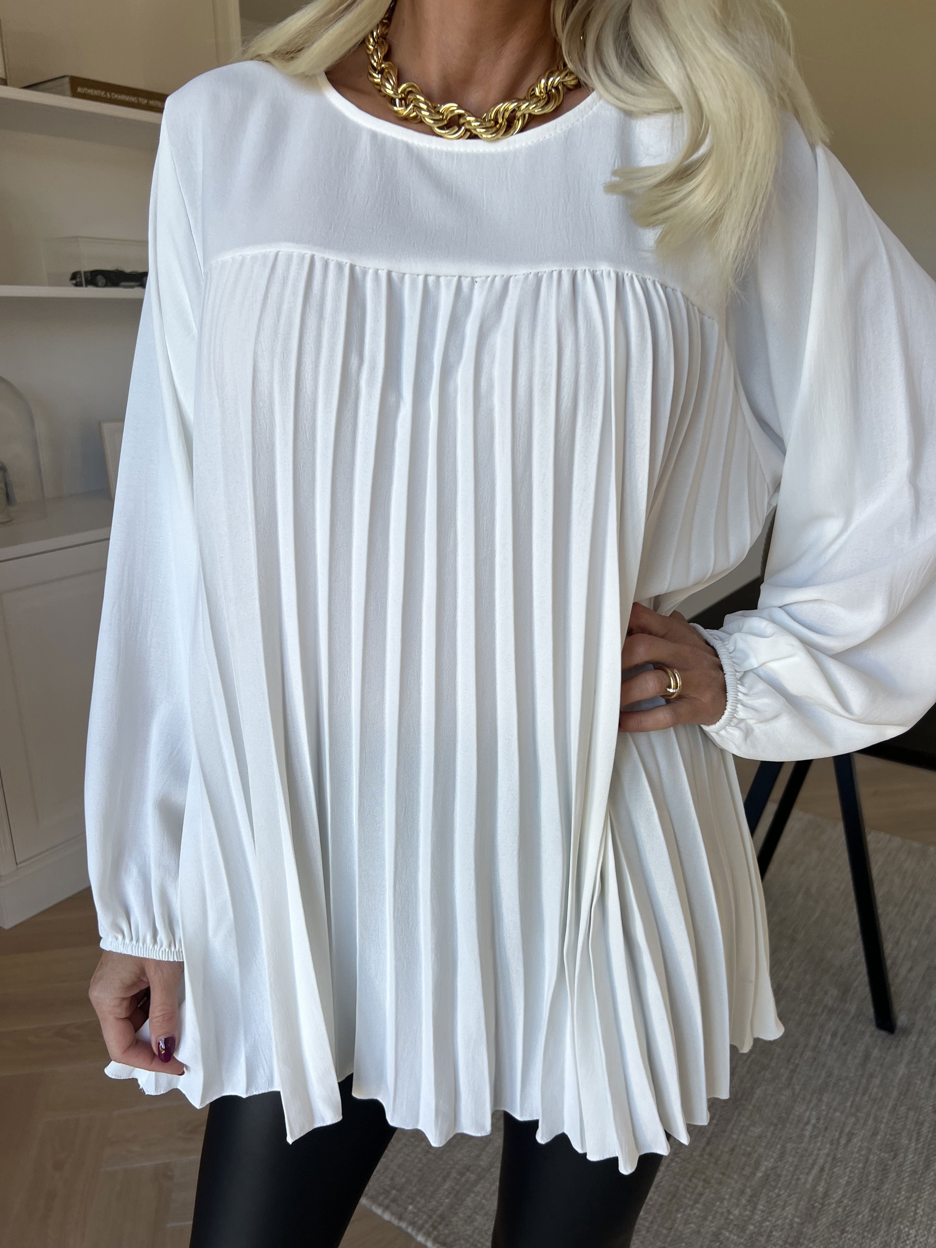 Nancy Shirt L/S - Söt blus med plissering