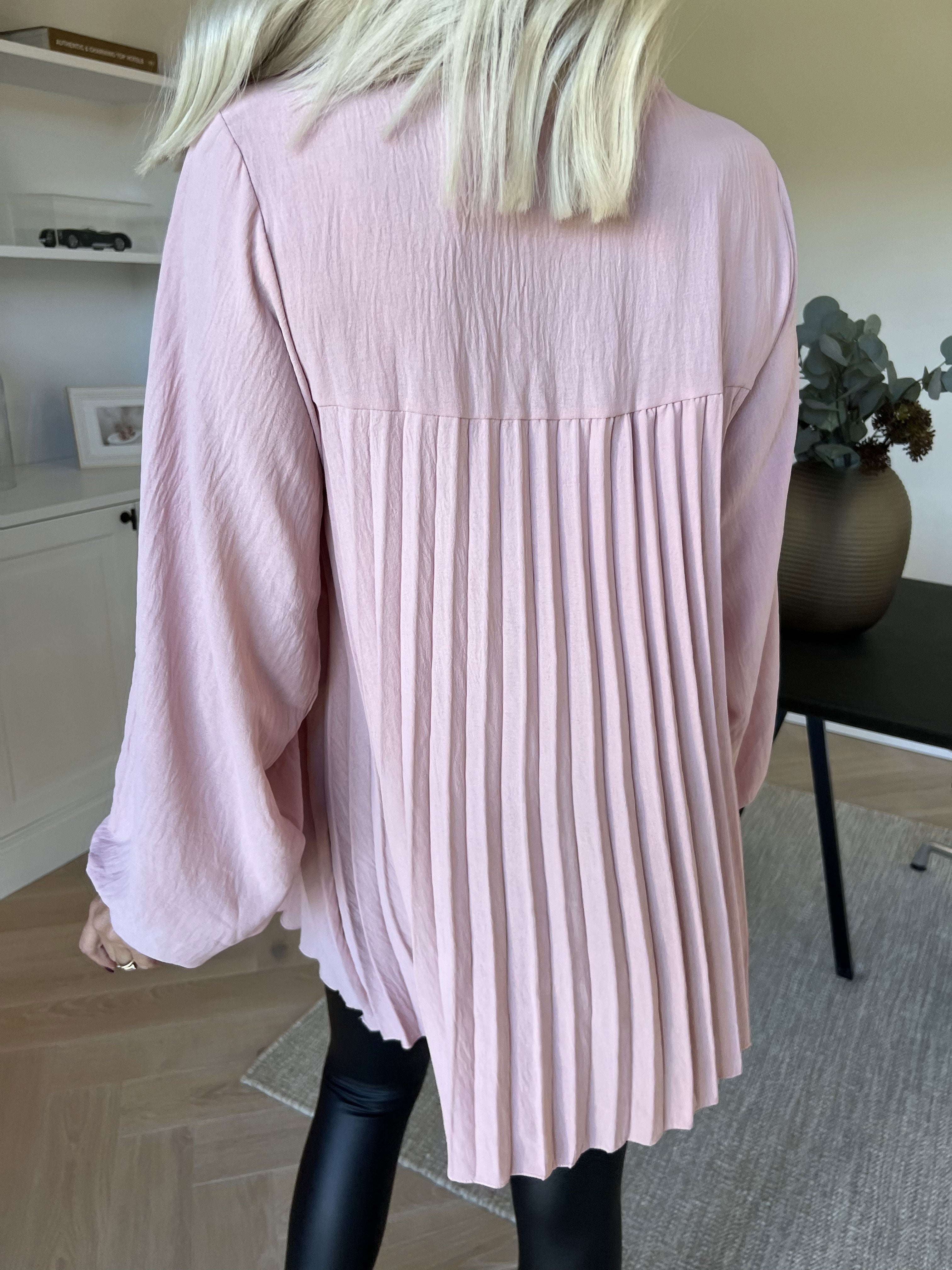 Nancy Shirt L/S - Söt blus med plissering