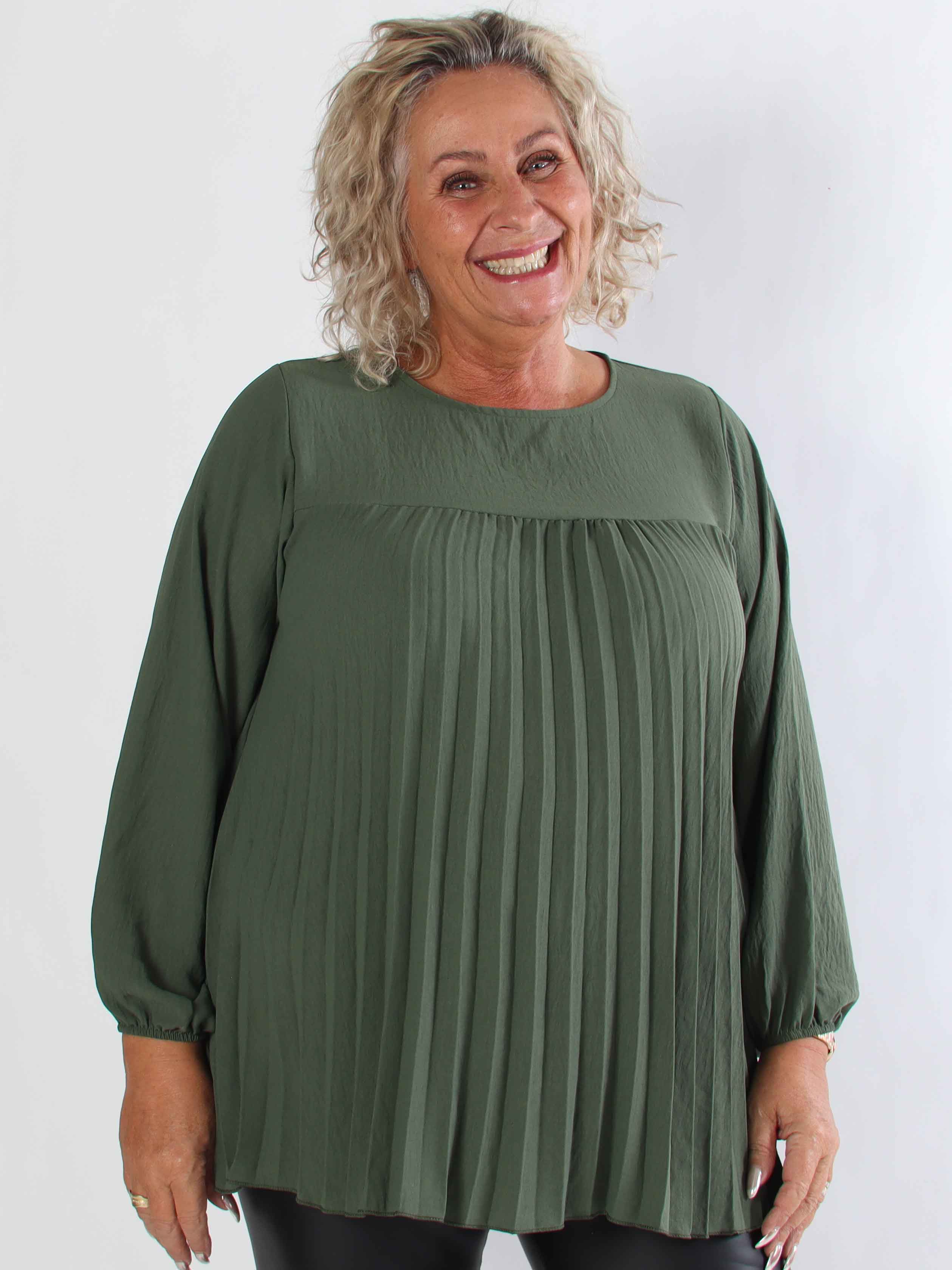 Nancy Shirt L/S - Söt plus size blus med plissering