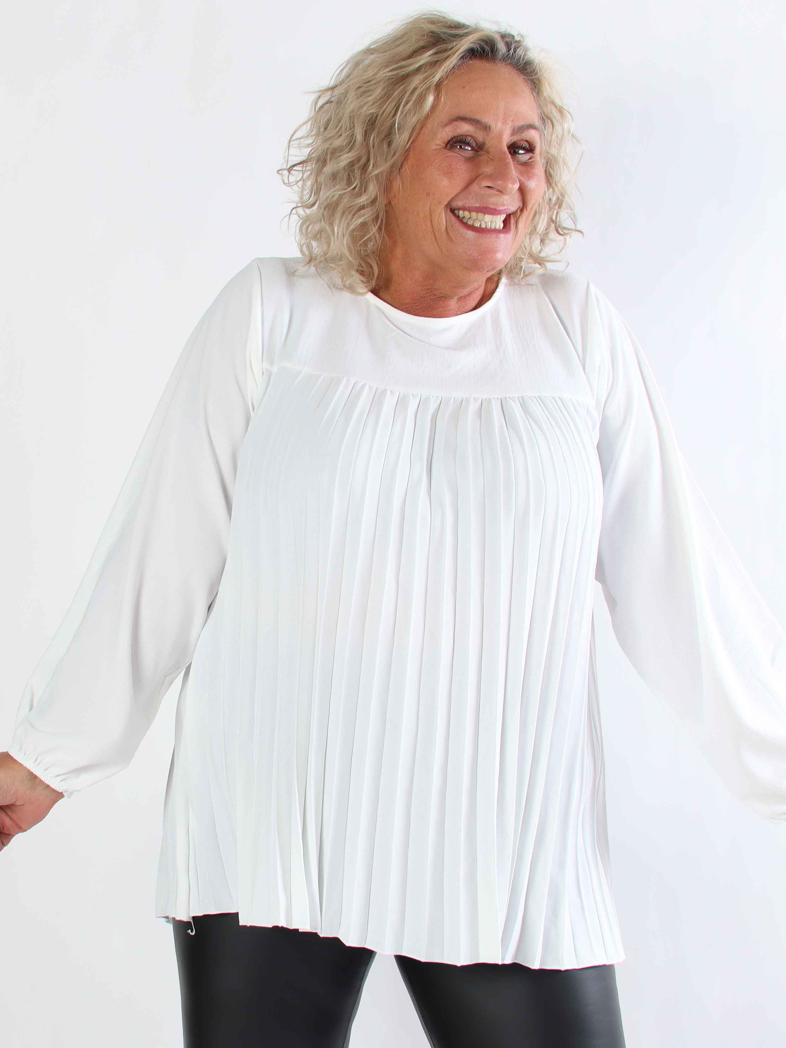 Nancy Shirt L/S - Söt plus size blus med plissering
