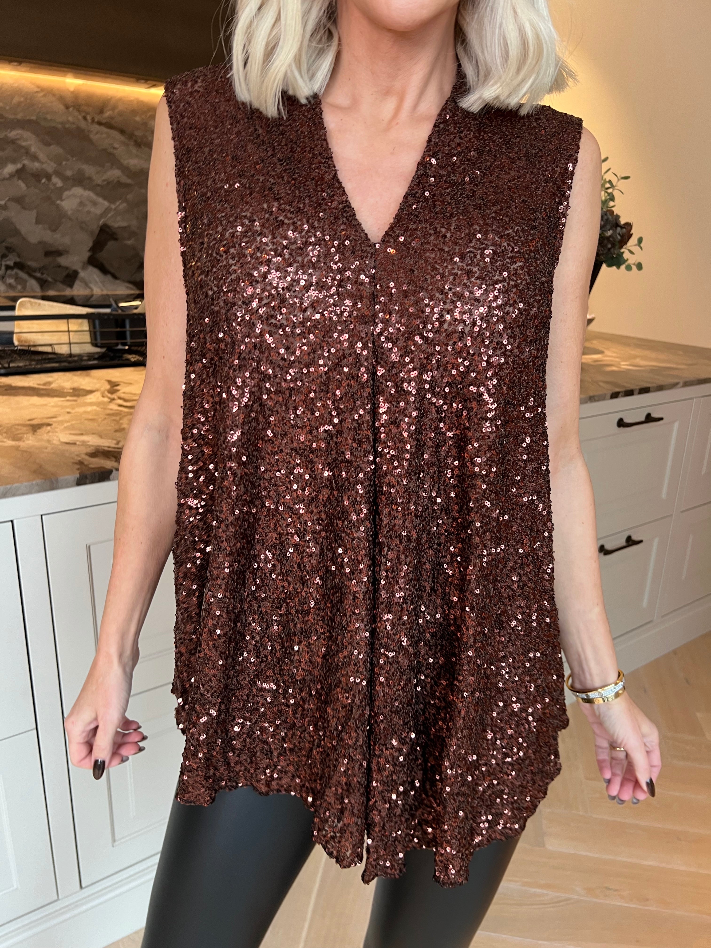 Natalie - Stretchig topp med fina paljetter som ger en festlig och glamorös look