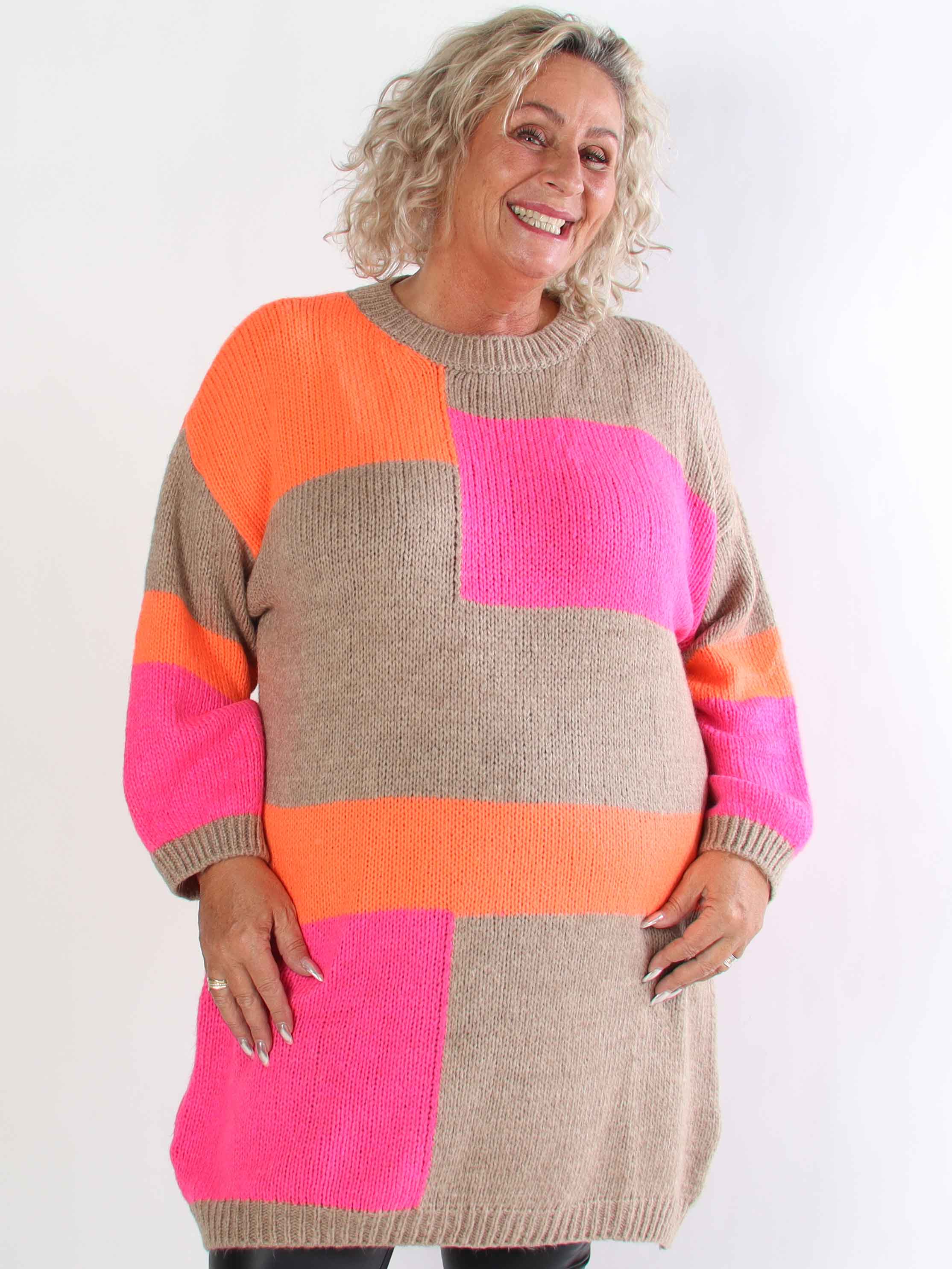 Nesrin - Stickad flerfärgad plus size klänning