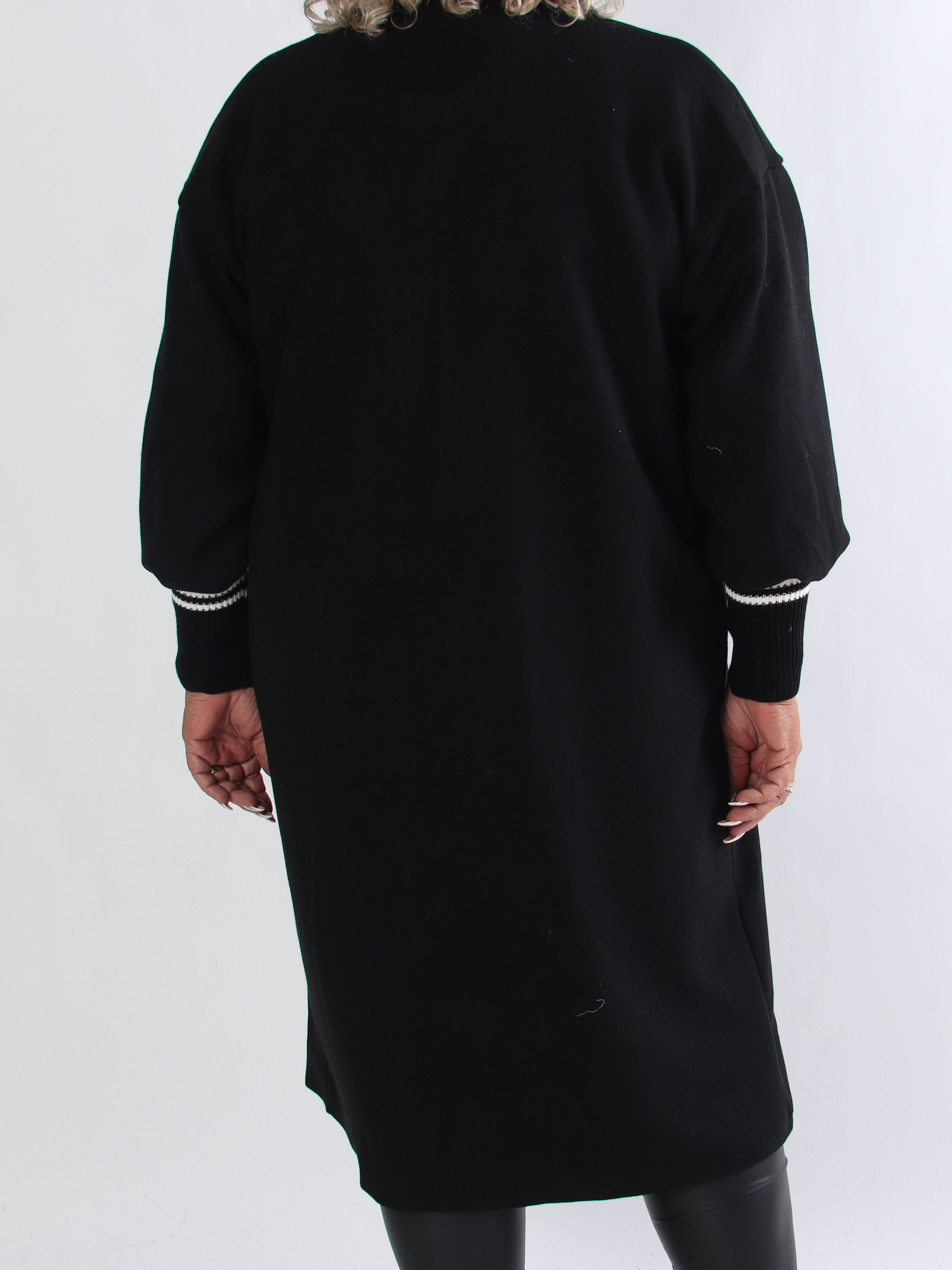 Nitas - Plus size övergångsjacka med stickad del på ärmen