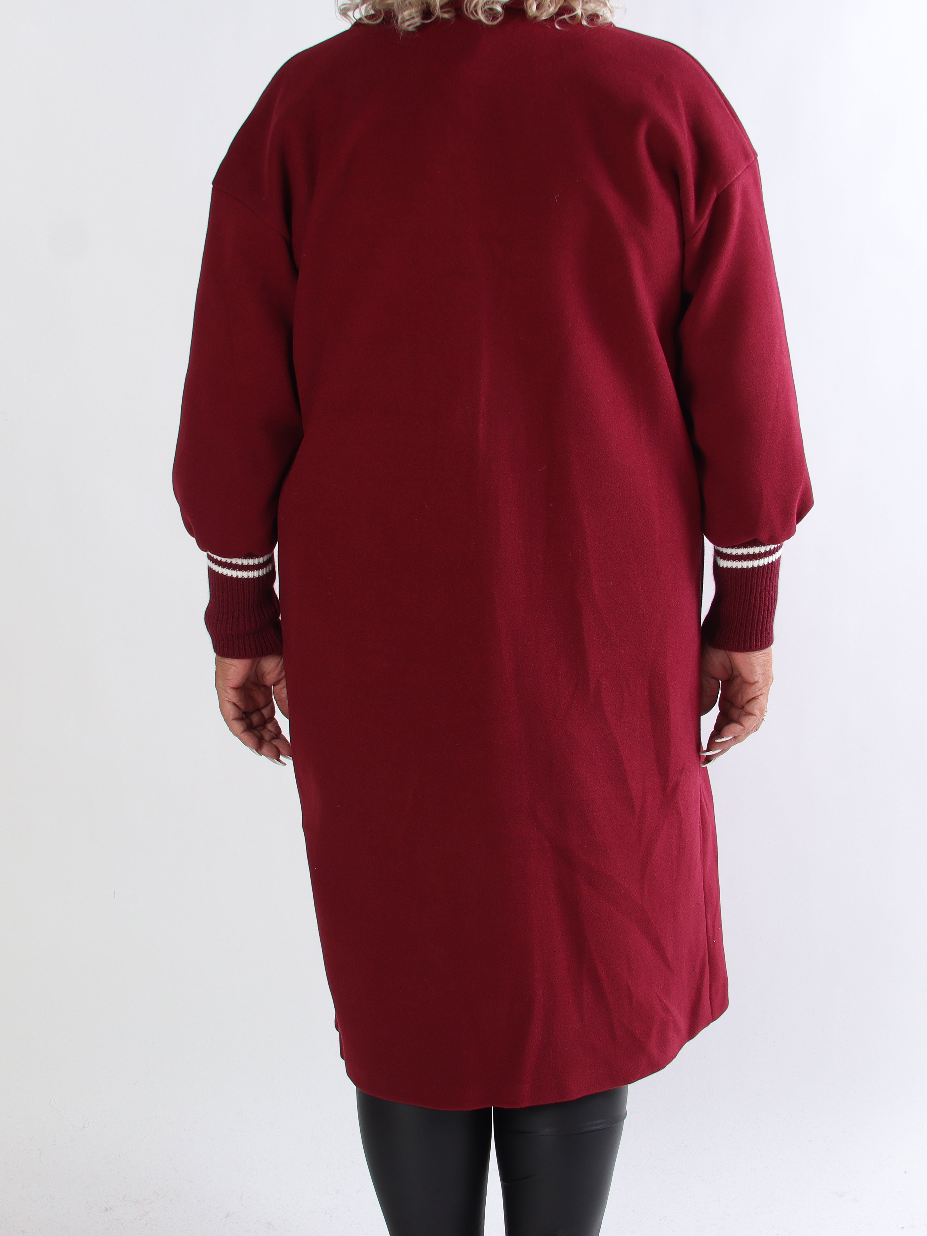 Nitas - Plus size övergångsjacka med stickad del på ärmen