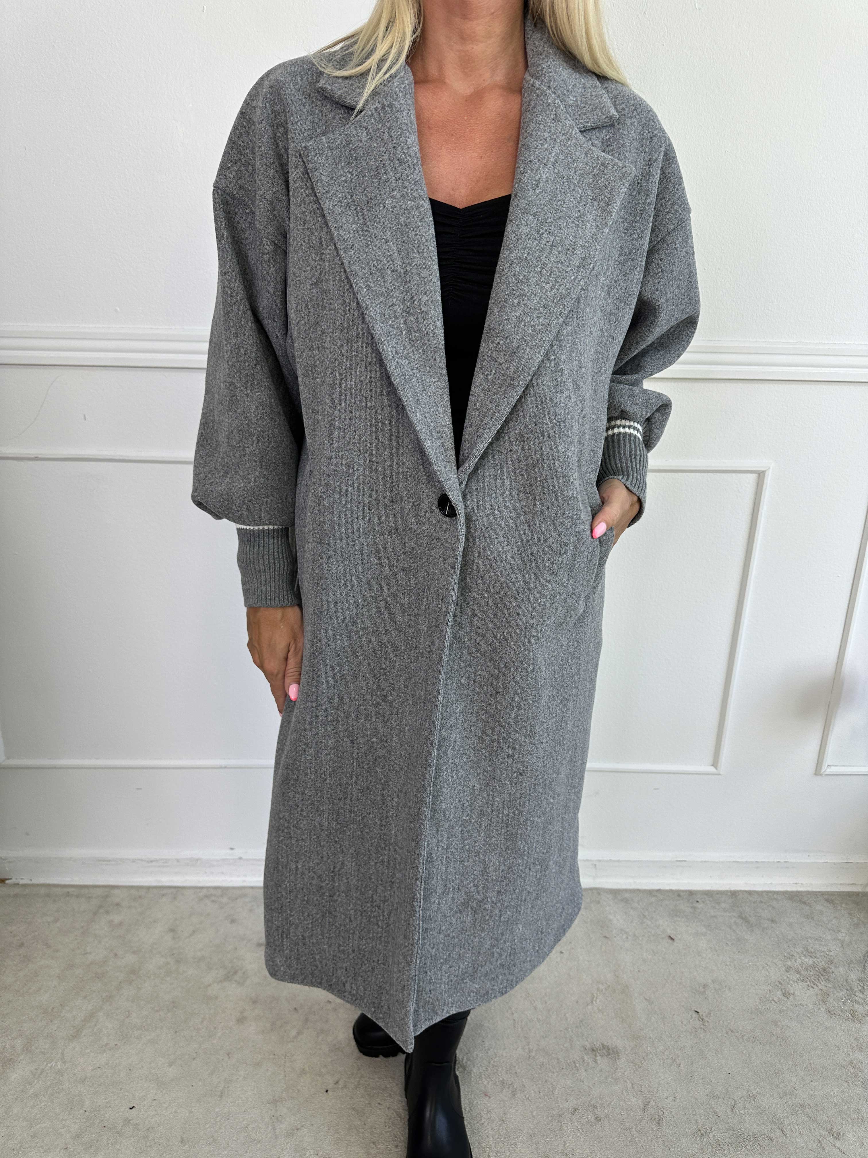 Nitas - Övergångsjacka med stickad del på ärmen