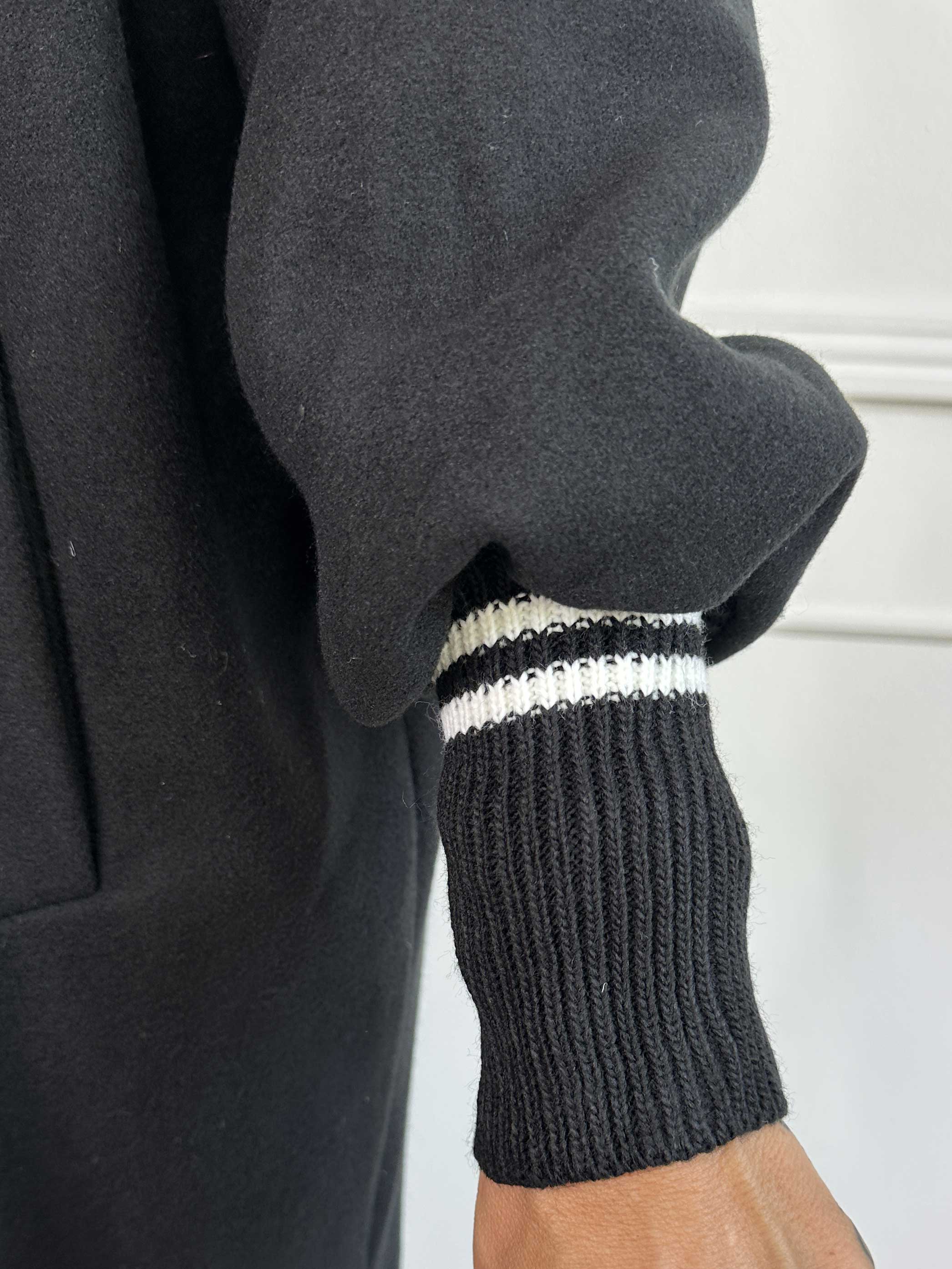 Nitas - Övergångsjacka med stickad del på ärmen