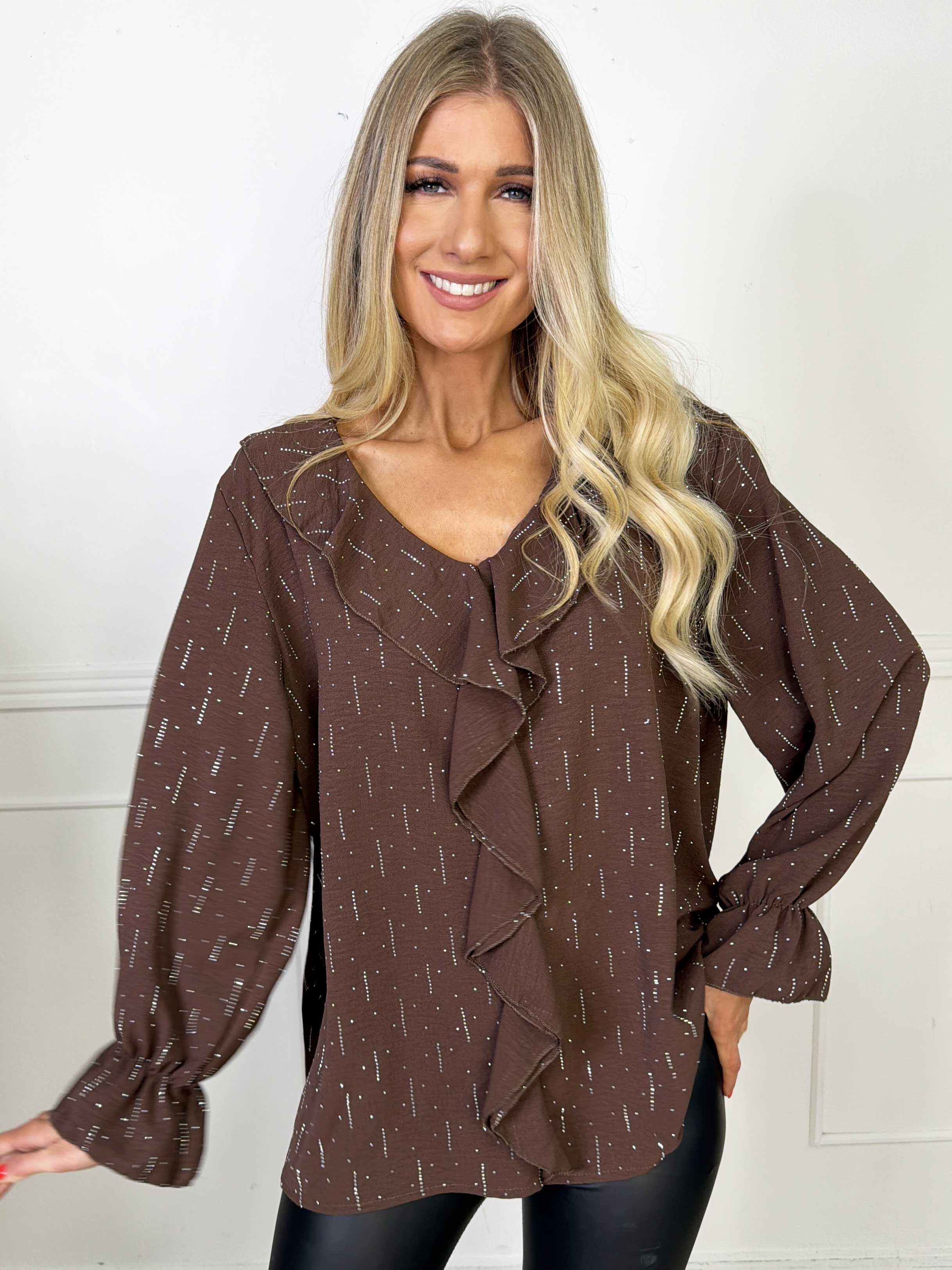 Noor - Fin tunika med flæser og similisten