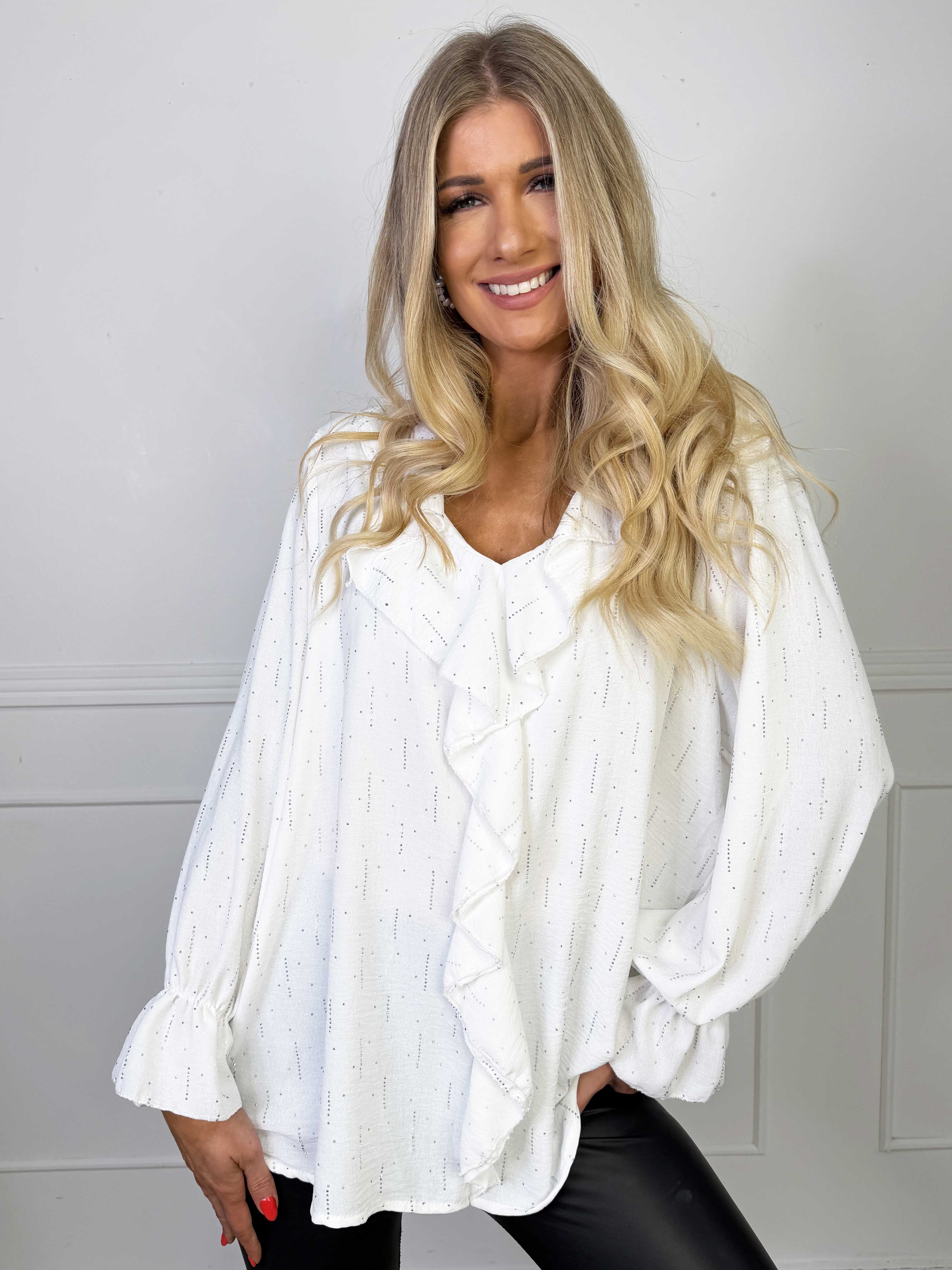 Noor - Fin tunika med flæser og similisten