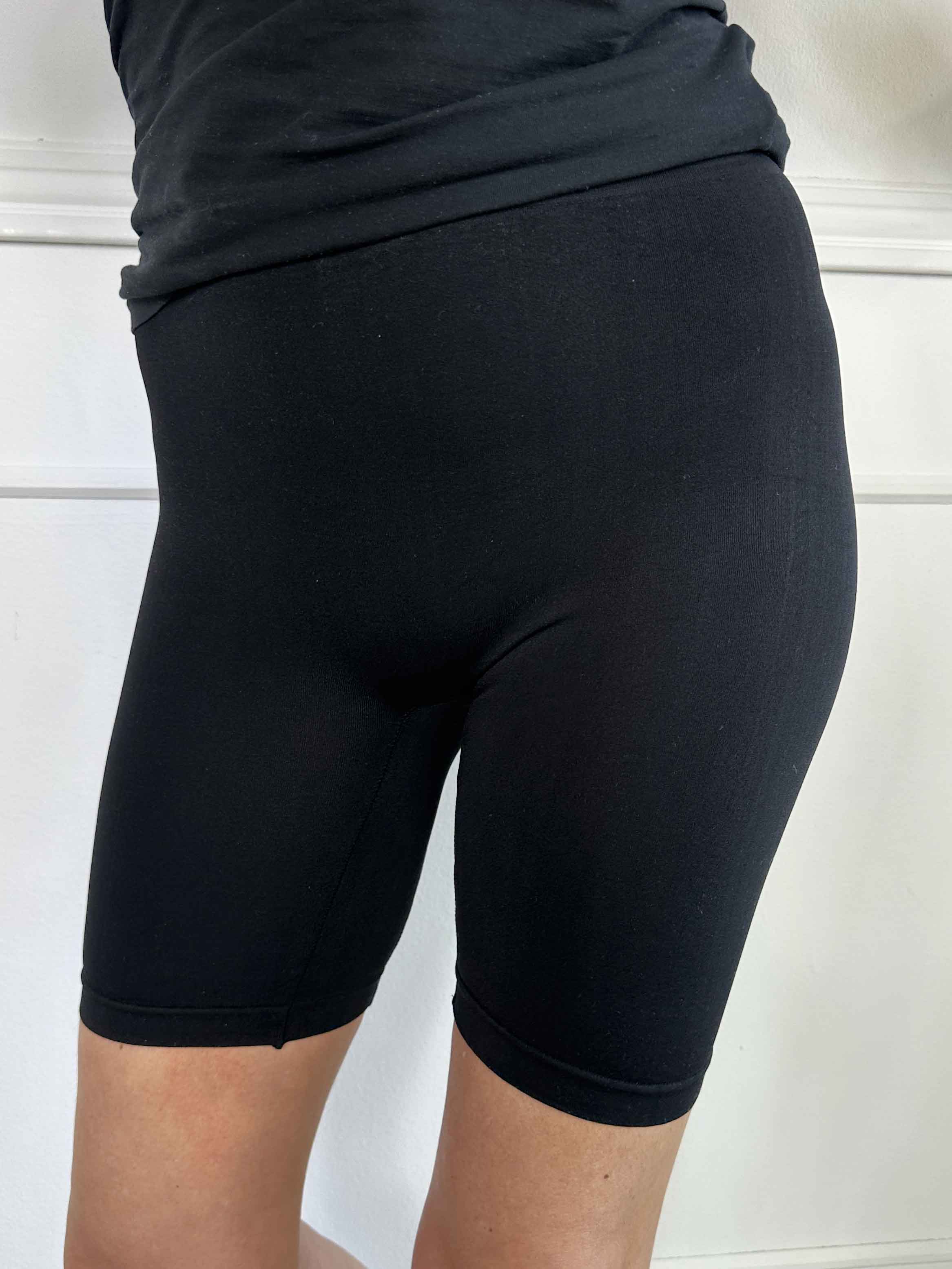 Nora - Cykelshorts med resår i shape up-stil
