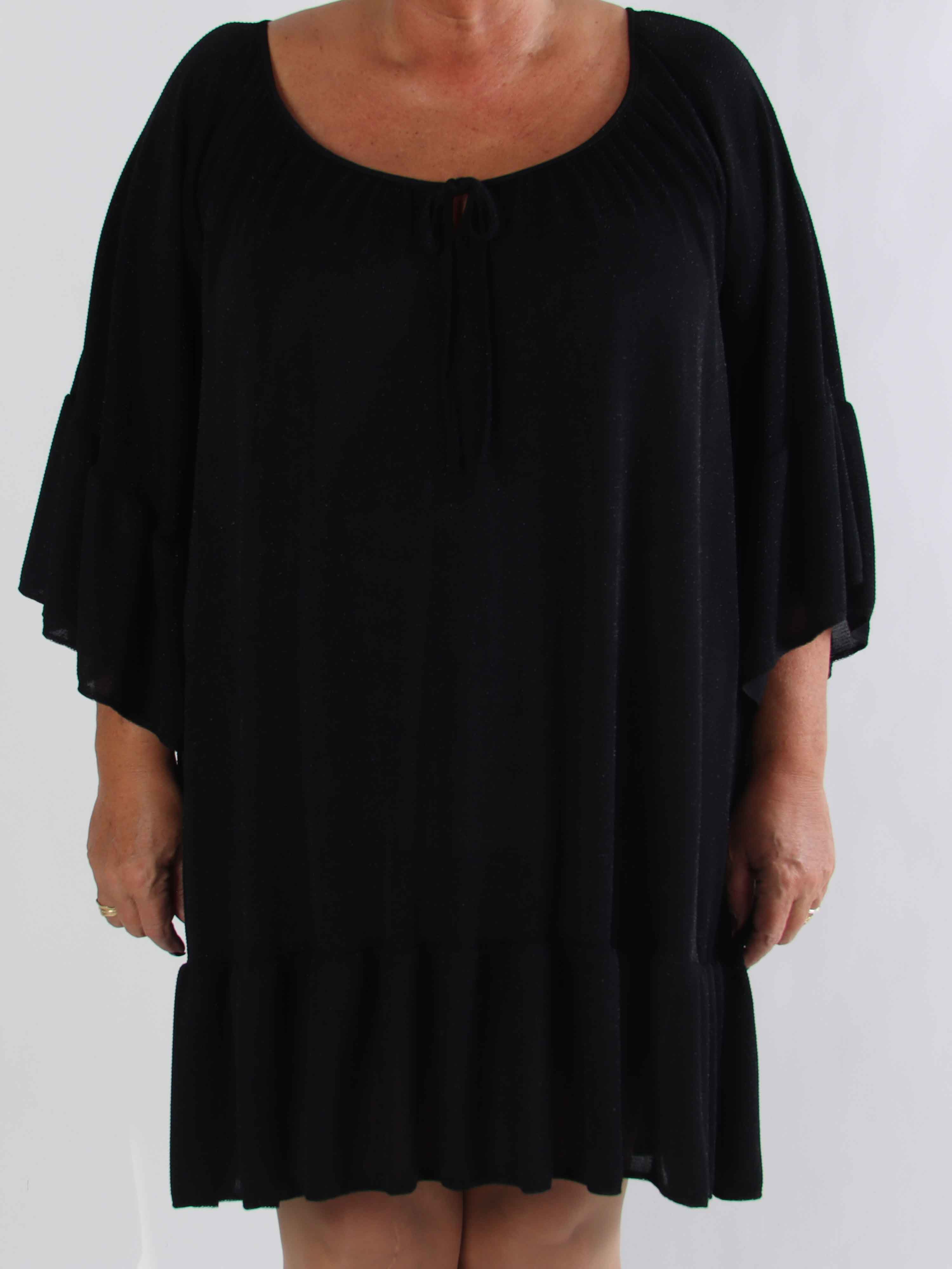 Novia Glitter - Elastisk plus size klänning med glittertrådar och volanger