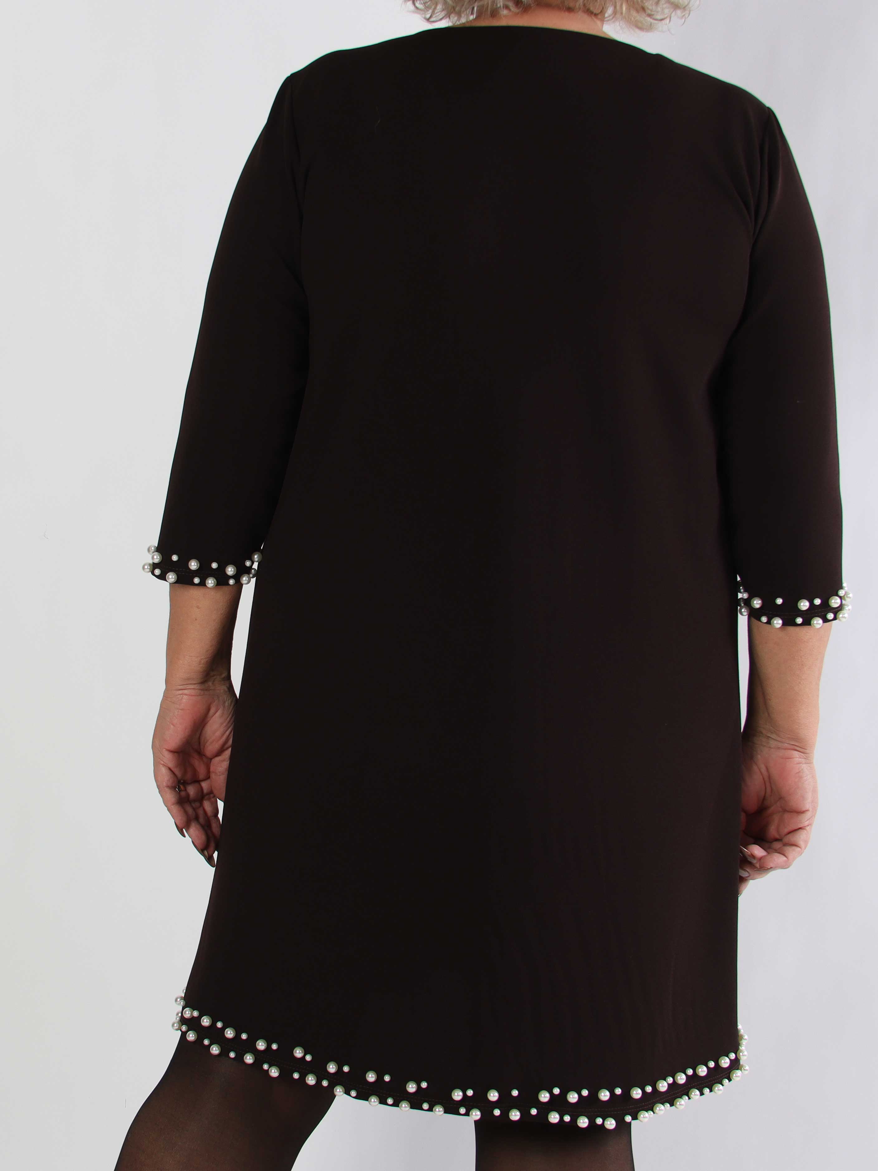 Obi - Klassisk plus size kjole med fine perler