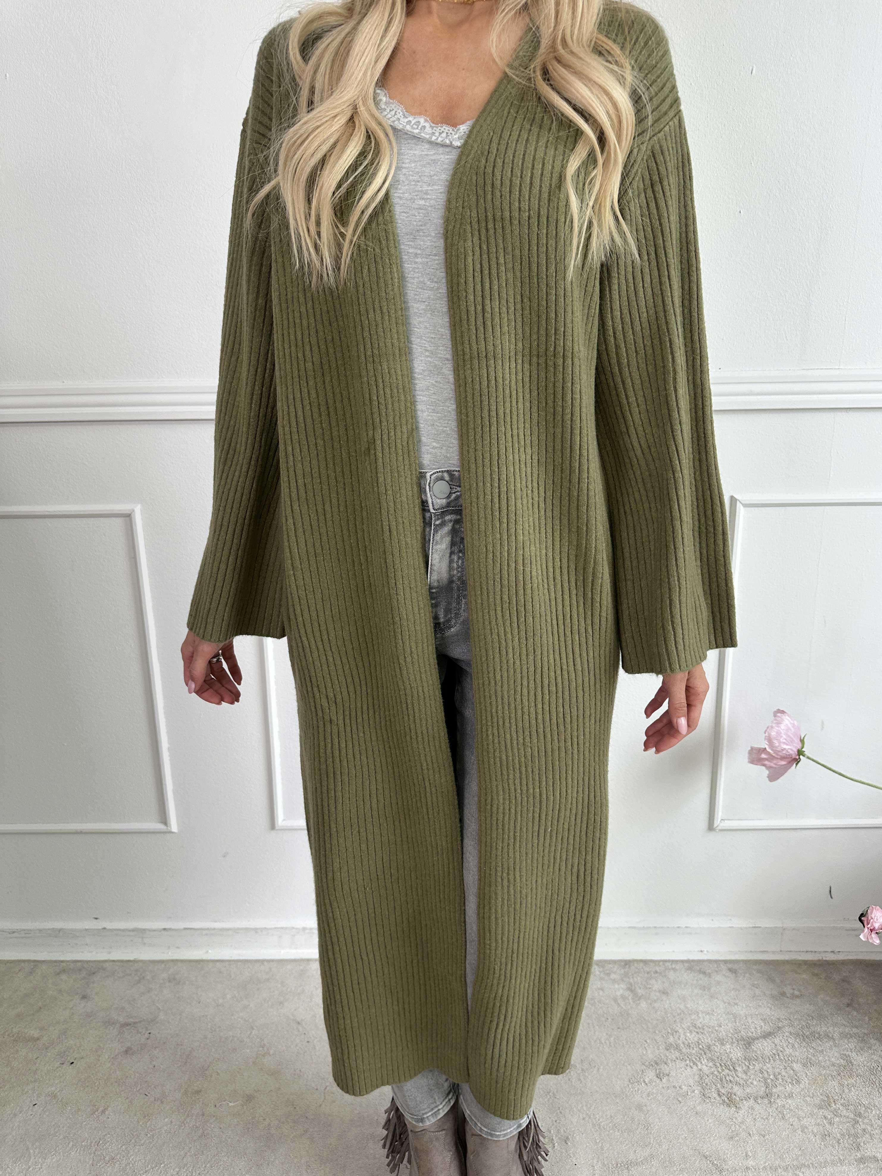 Olava - Lång ribbstickad kofta