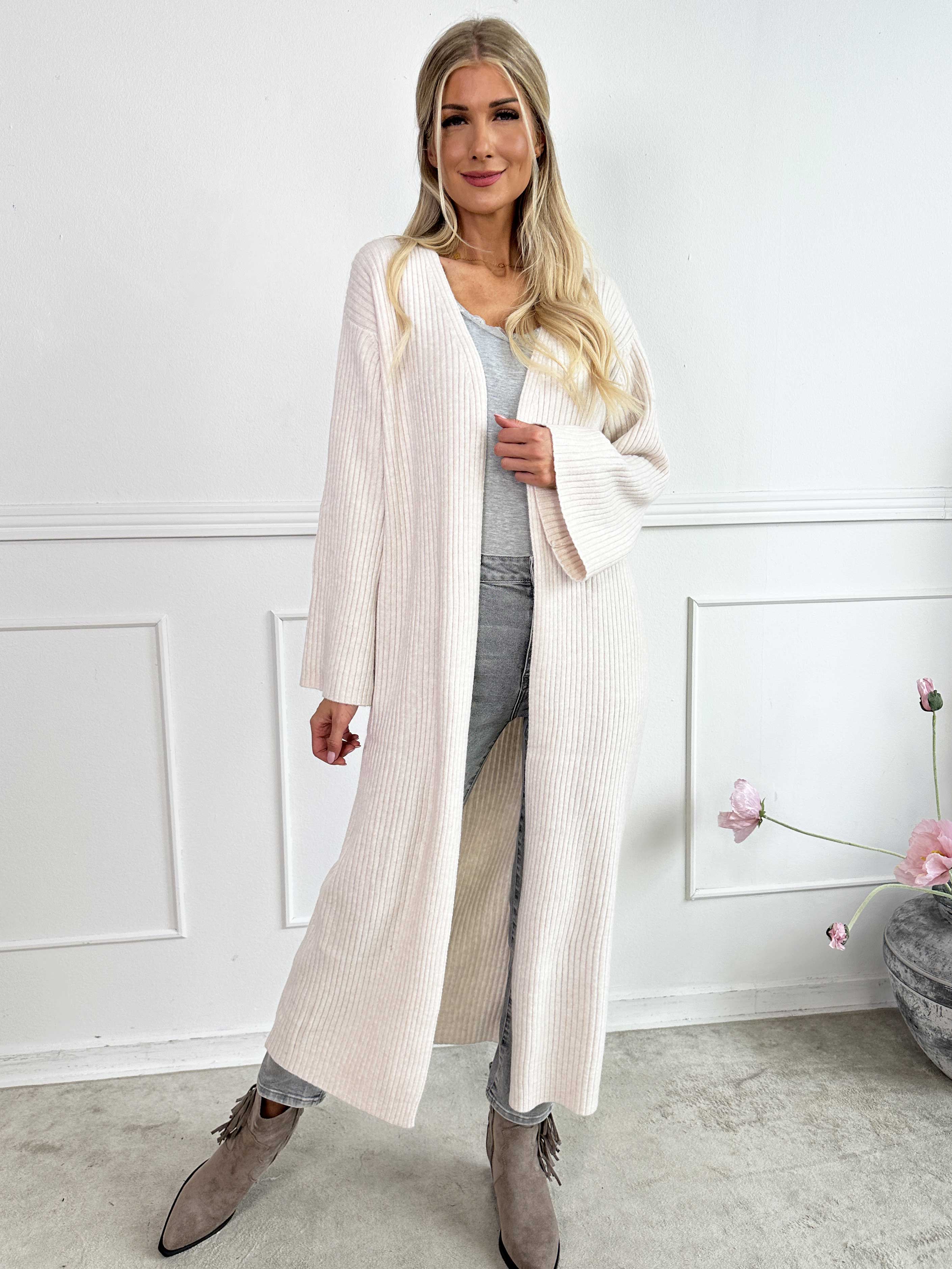 Olava - Lång ribbstickad kofta