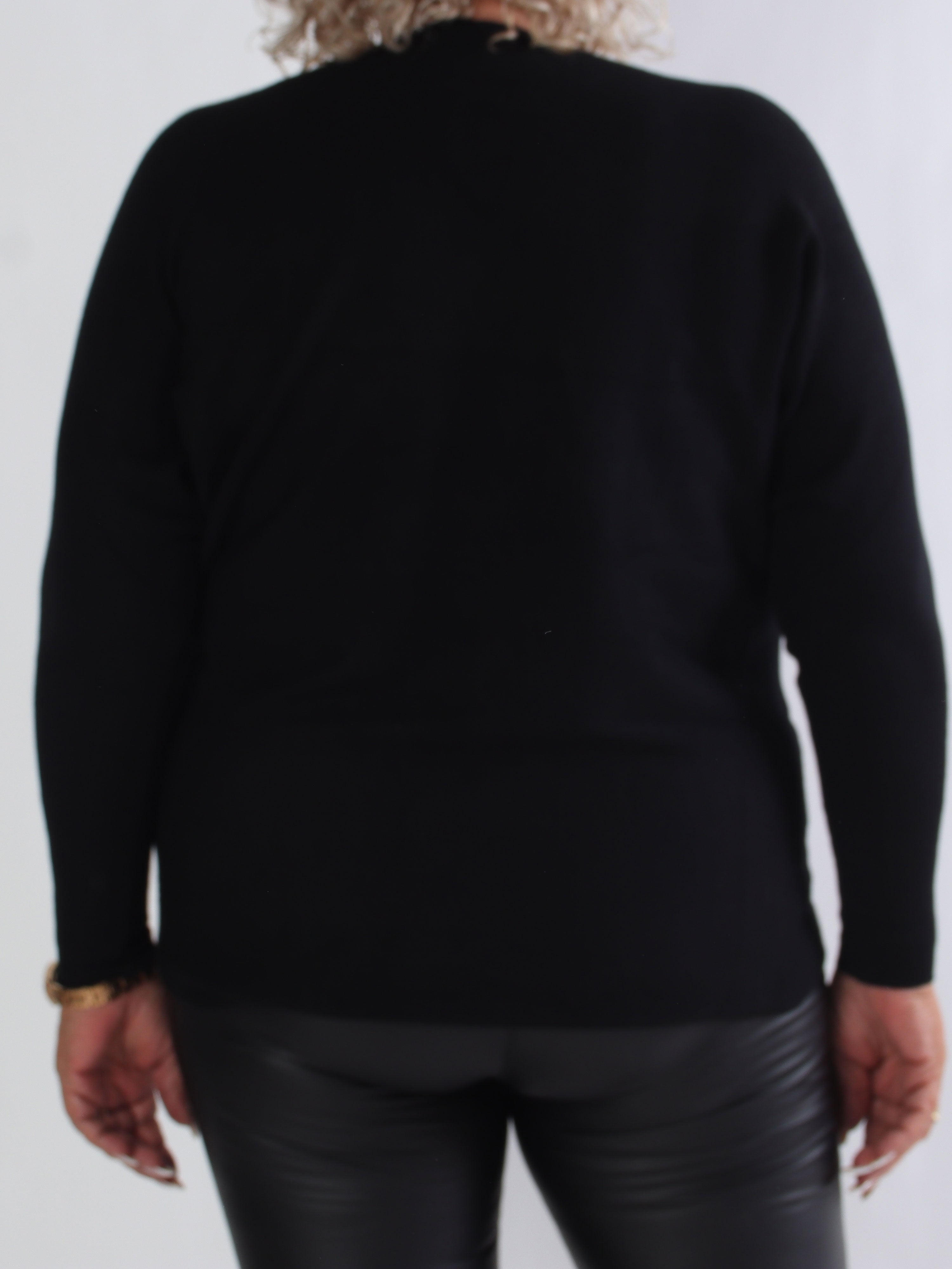 Orion - Mjuk tröja med ull utsmyckad med fin strass