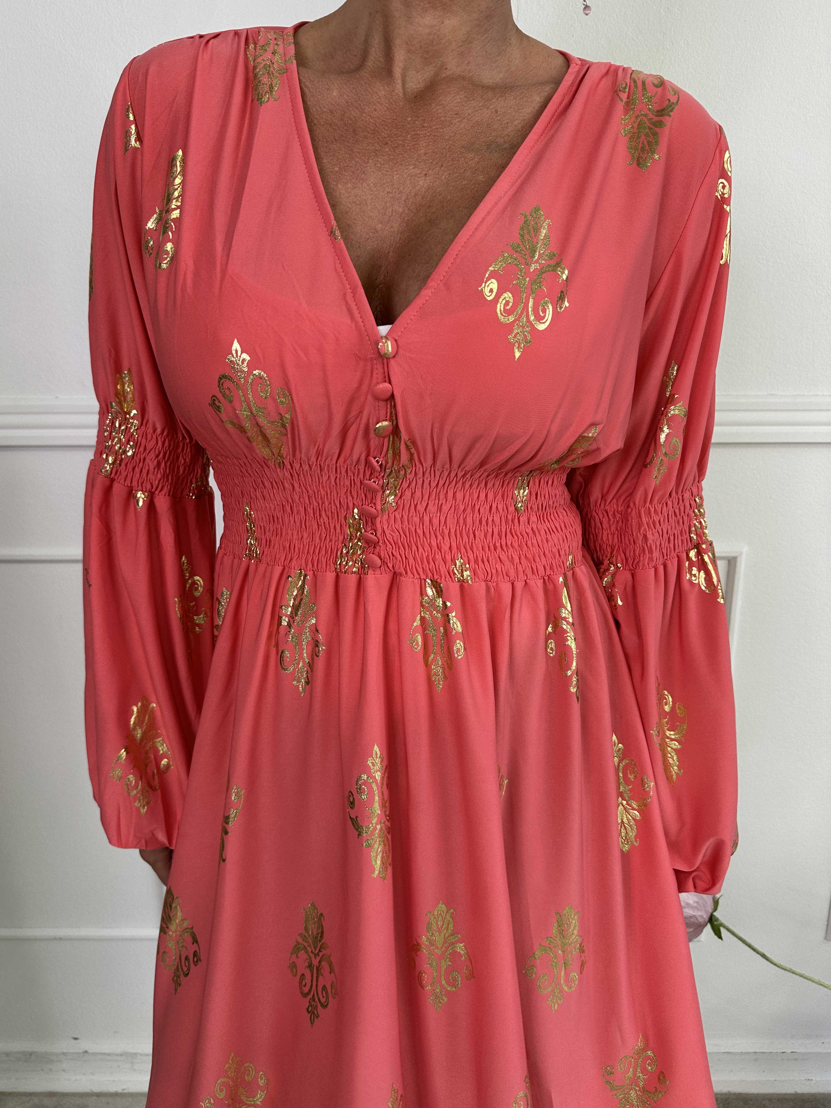 Paige Royal Gold - Elastisk klänning med guldfärgat mönster och knappar vid bysten