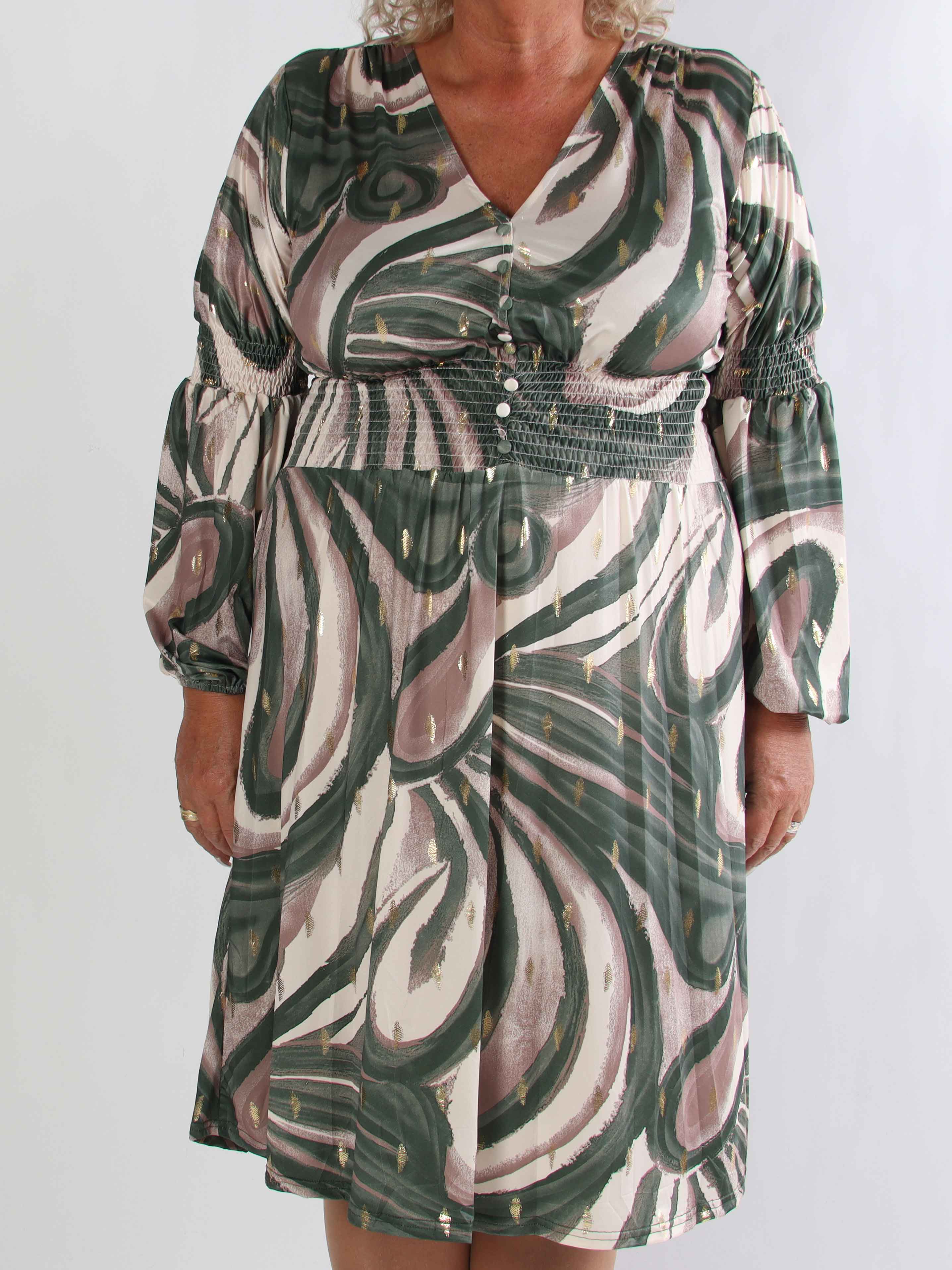 Paige Swirls - Elastisk plus size klänning med smock och knappar vid bysten