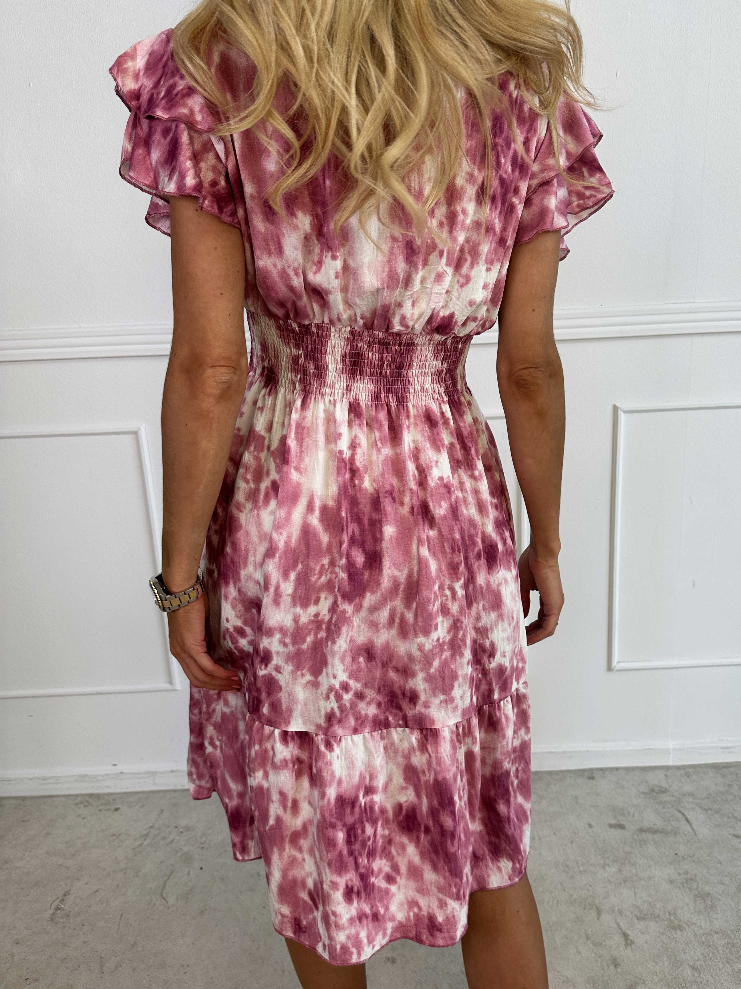 Palina Batik Short - Mönstrad klänning i viskos med resår