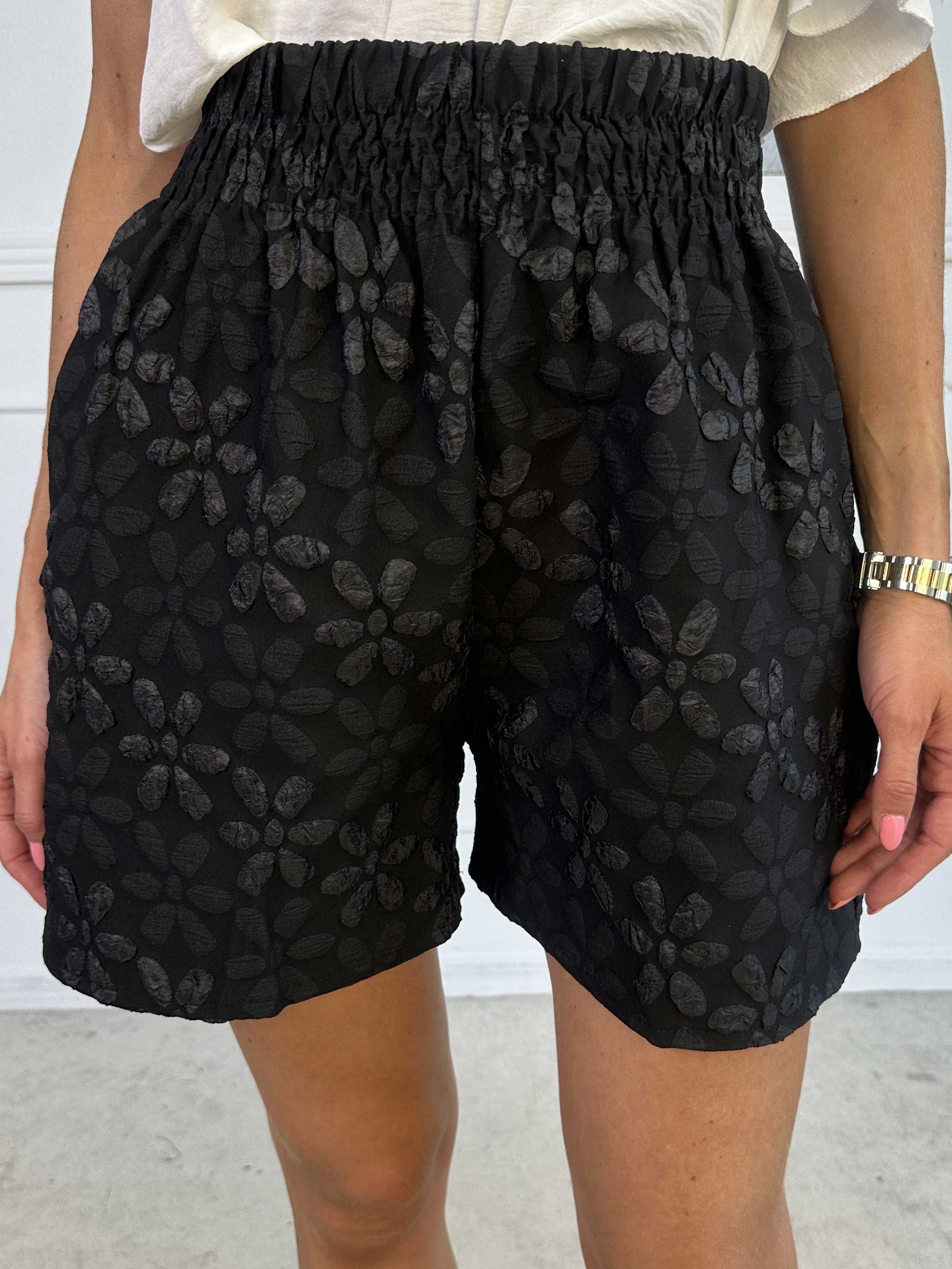 Pams Bloom Shorts - Söta shorts med blomstermotiv