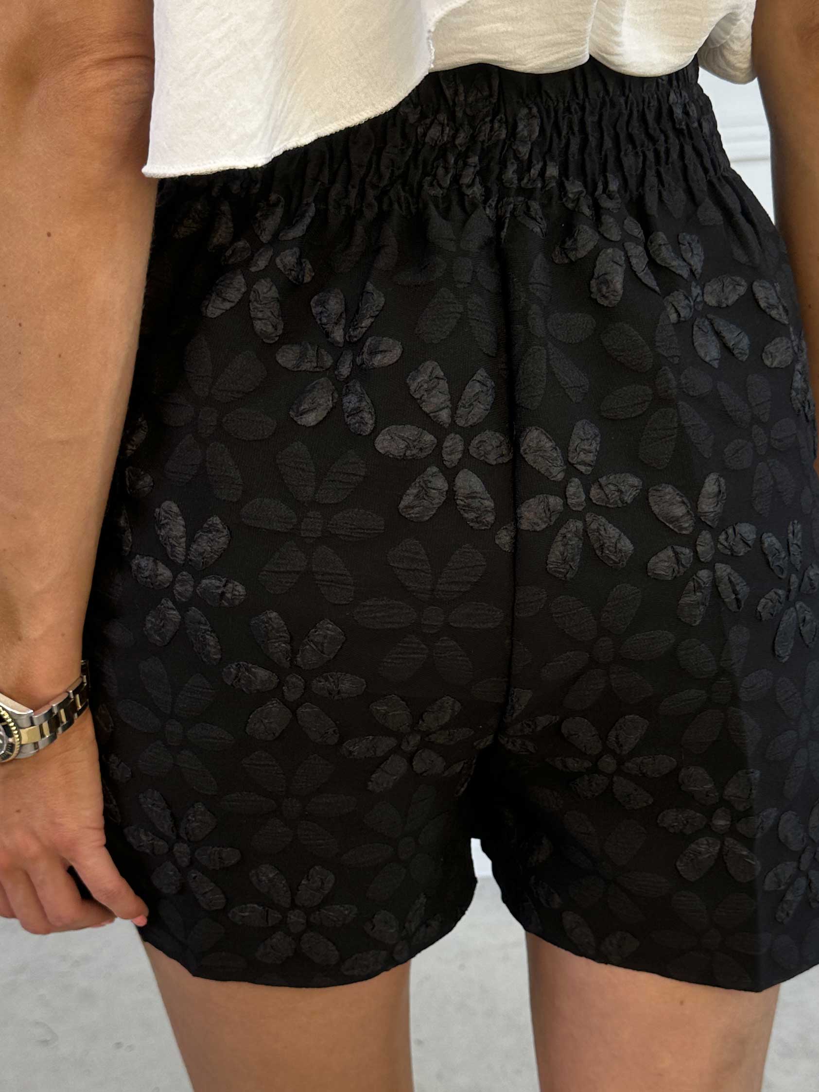 Pams Bloom Shorts - Söta shorts med blomstermotiv