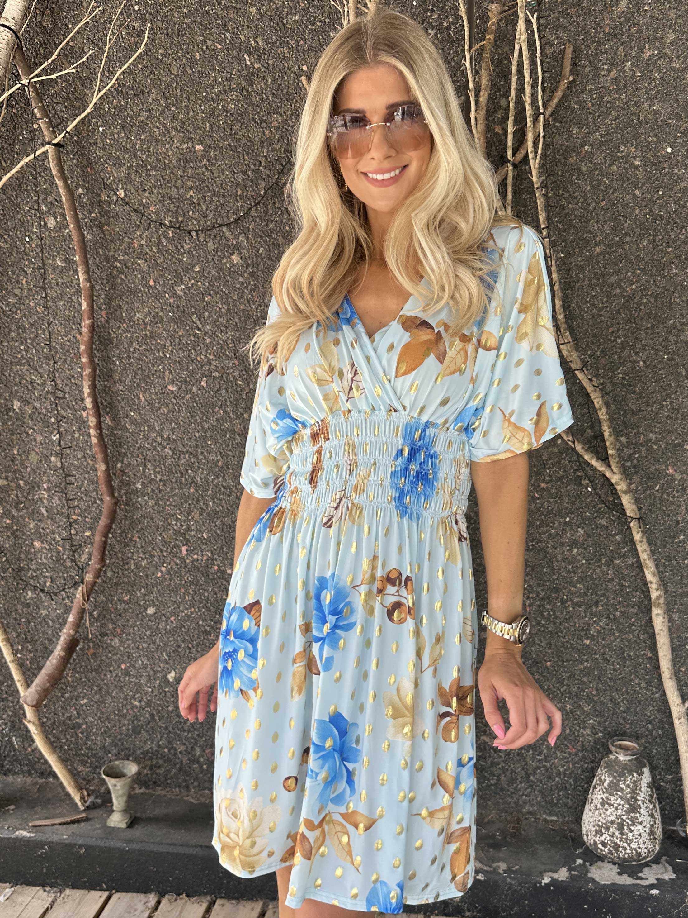 Pams Summer Short - Elastisk klänning med blommigt mönster och resår