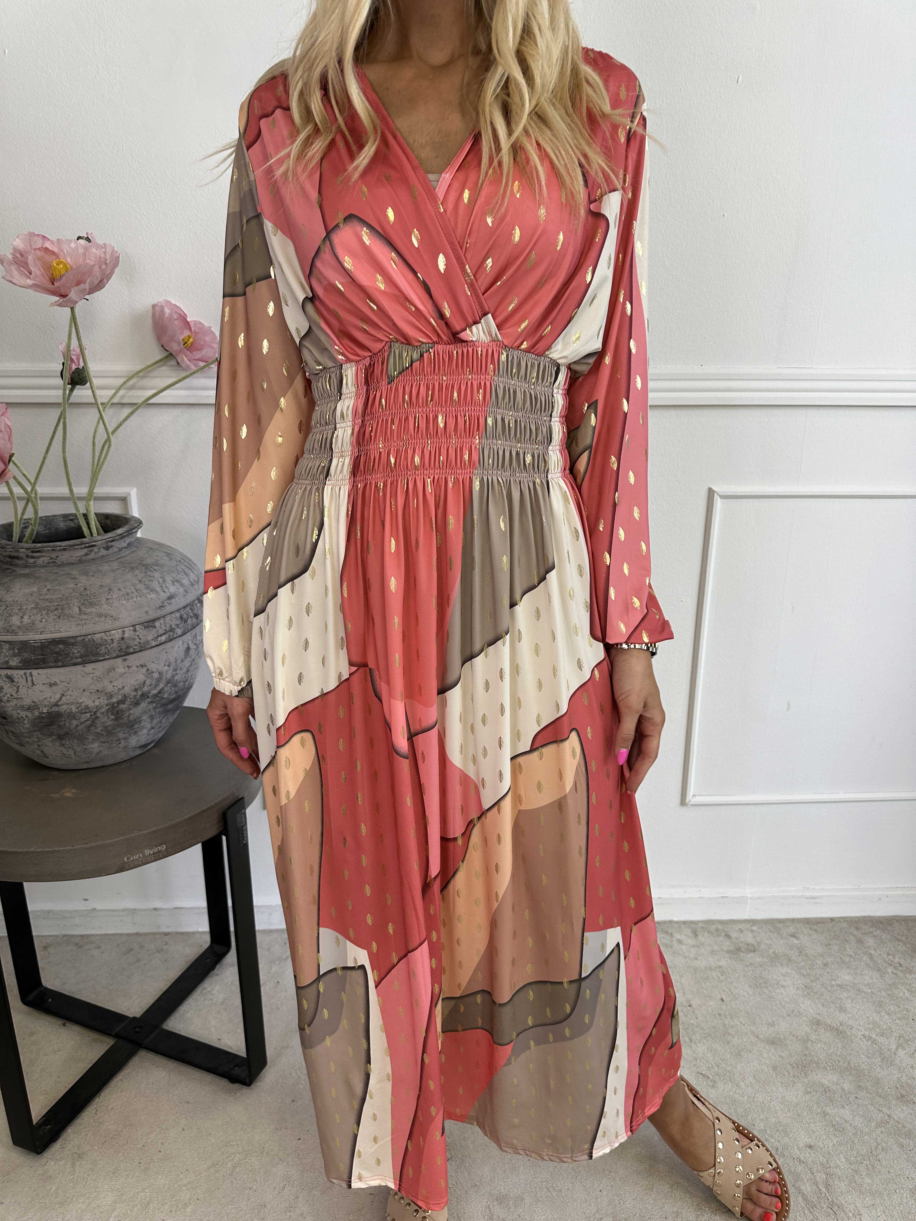 Pams Abstract L/S - Elastisk flerfärgad klänning med gulddetaljer